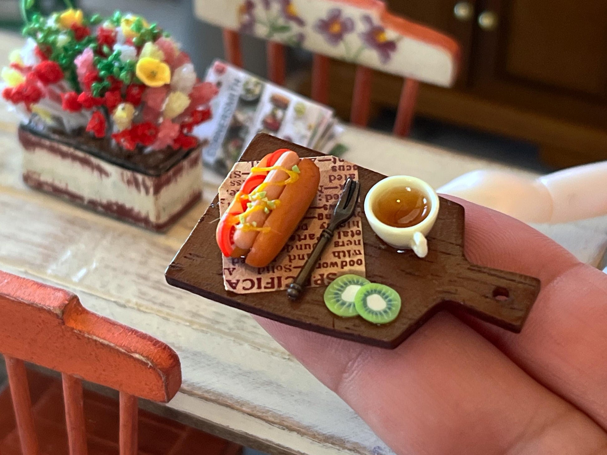 Miniature Hot Dog Meal with Tea & Kiwi 1:12 Scale –  Dollhouse Kitchen Decor __etsy:7232789923