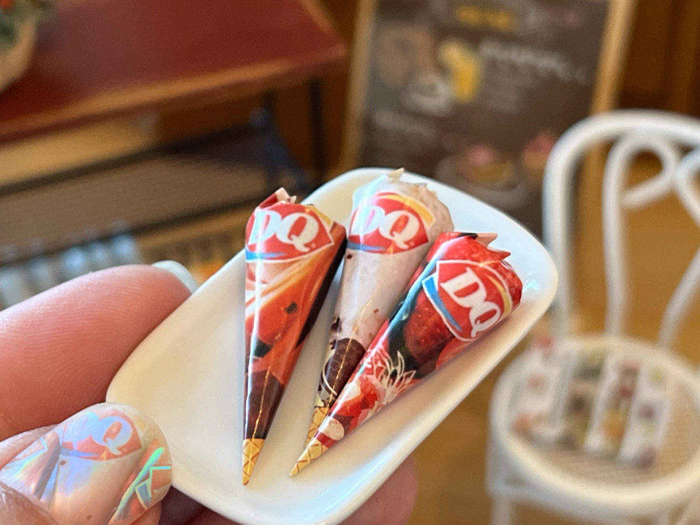 Miniature Ice Cream Cones 1:12 Scale – Dollhouse Waffle Cones with Peelable Paper __etsy:6480858548