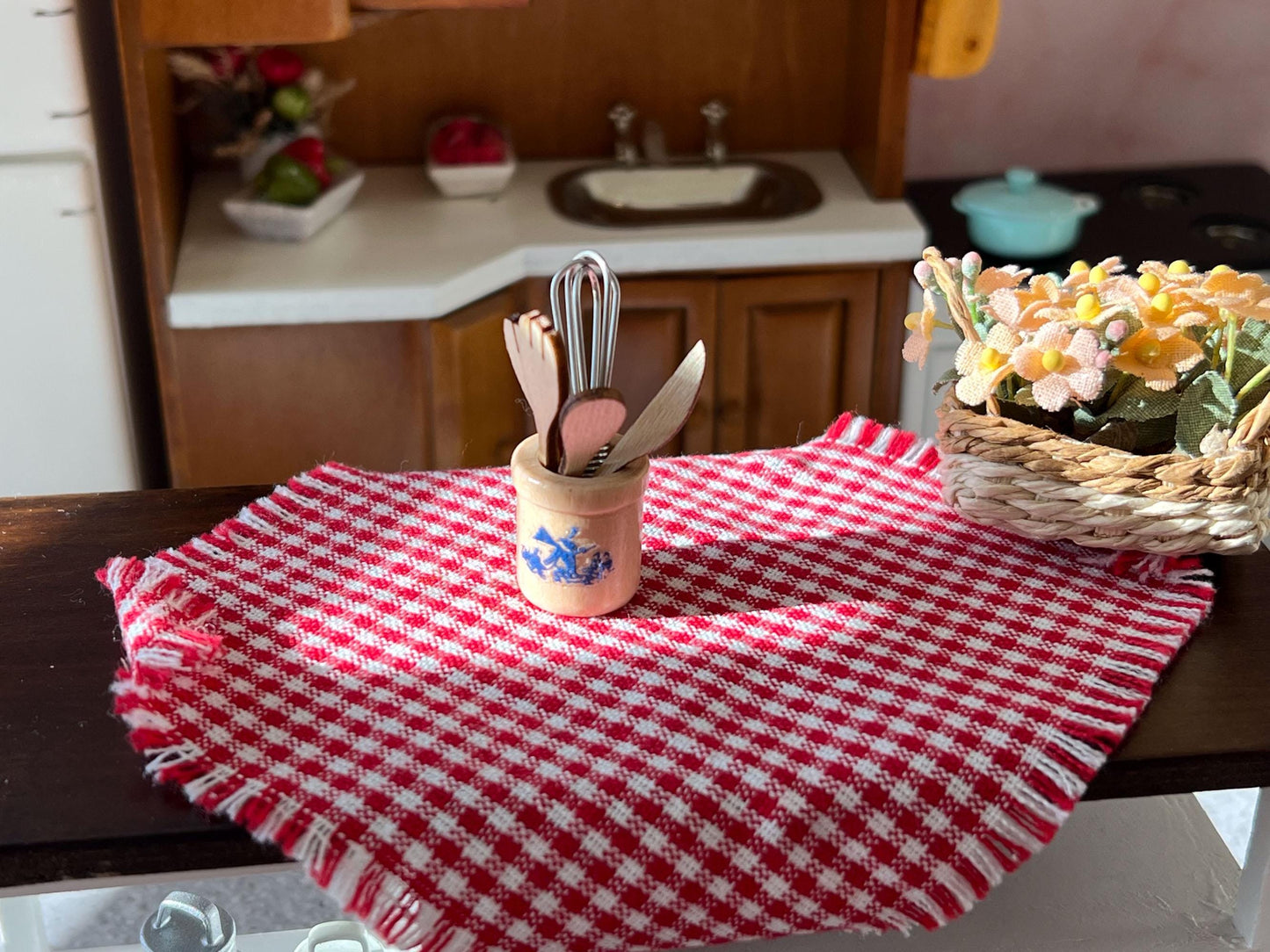 Miniature Kitchen Utensil Set 1:12 Scale –  Dollhouse Beige Cooking Tools __etsy:7981899403