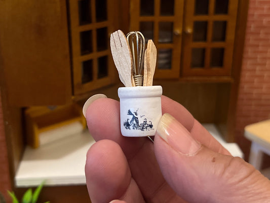 Miniature Kitchen Utensil Set 1:12 Scale –  Dollhouse Cooking Tools __etsy:5661371125