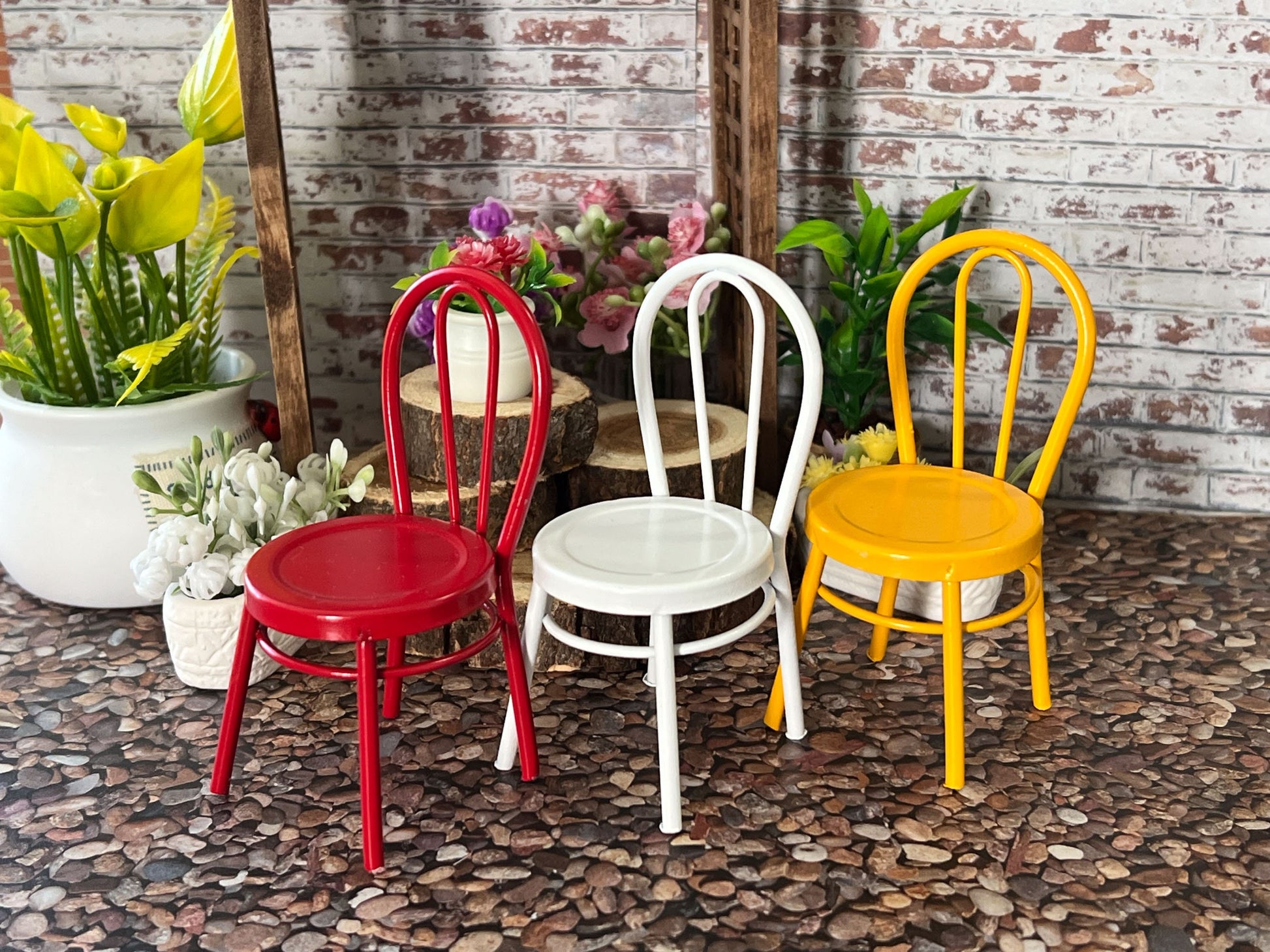 Miniature Metal Patio Chairs 1 PC, 1:12 Scale - Dollhouse White, Red, or Yellow Chairs __etsy:5916209113
