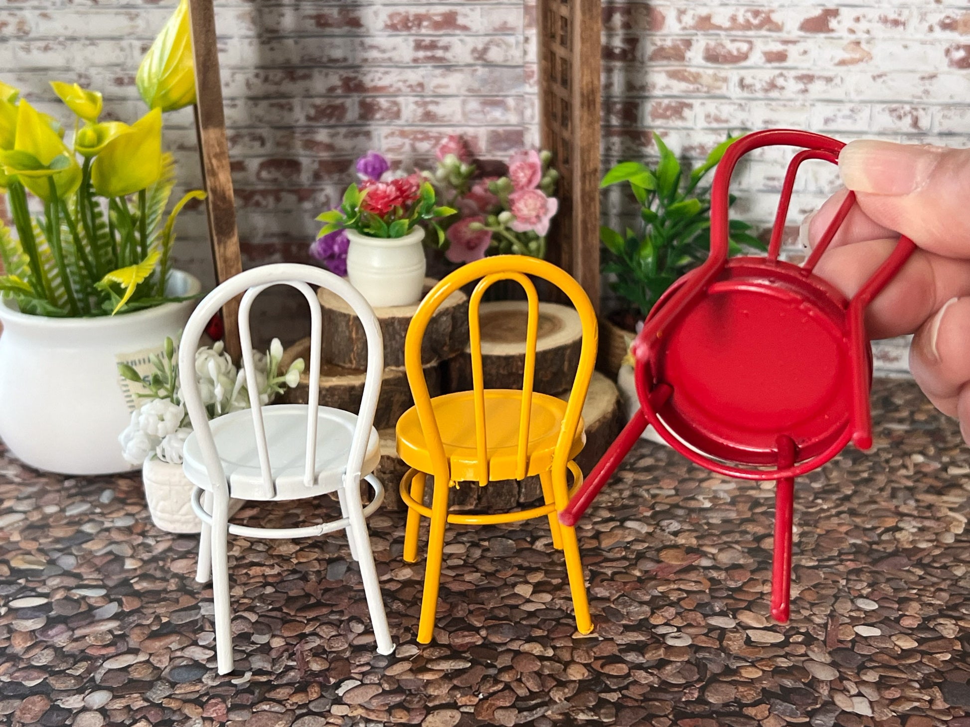 Miniature Metal Patio Chairs 1 PC, 1:12 Scale - Dollhouse White, Red, or Yellow Chairs __etsy:5916209351