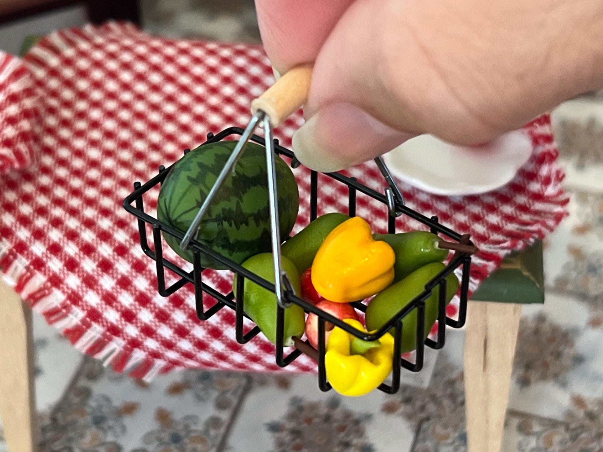 Miniature Metal Shopping Basket 1:12 Scale – Dollhouse Kitchen Decor __etsy:6708459158