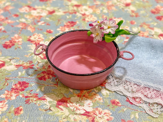 This adorable 1:12 scale round "tin" wash tub with ring handles comes in pink with a black rim all around. Complete your dollhouse scene with this girly pink tub, use it in the bathroom to hold towels or toiletries. __etsy:5680161532