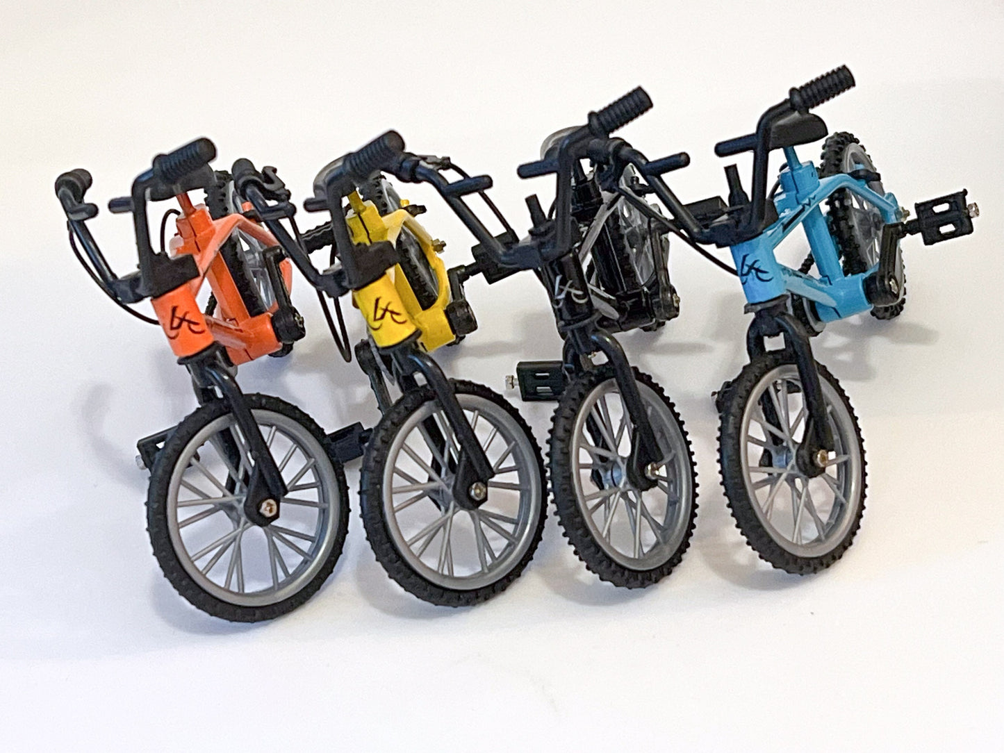 Miniature Mountain Bike 1:12 Scale – Dollhouse Decor | Metal Bicycle with Working Parts __etsy:5601287886