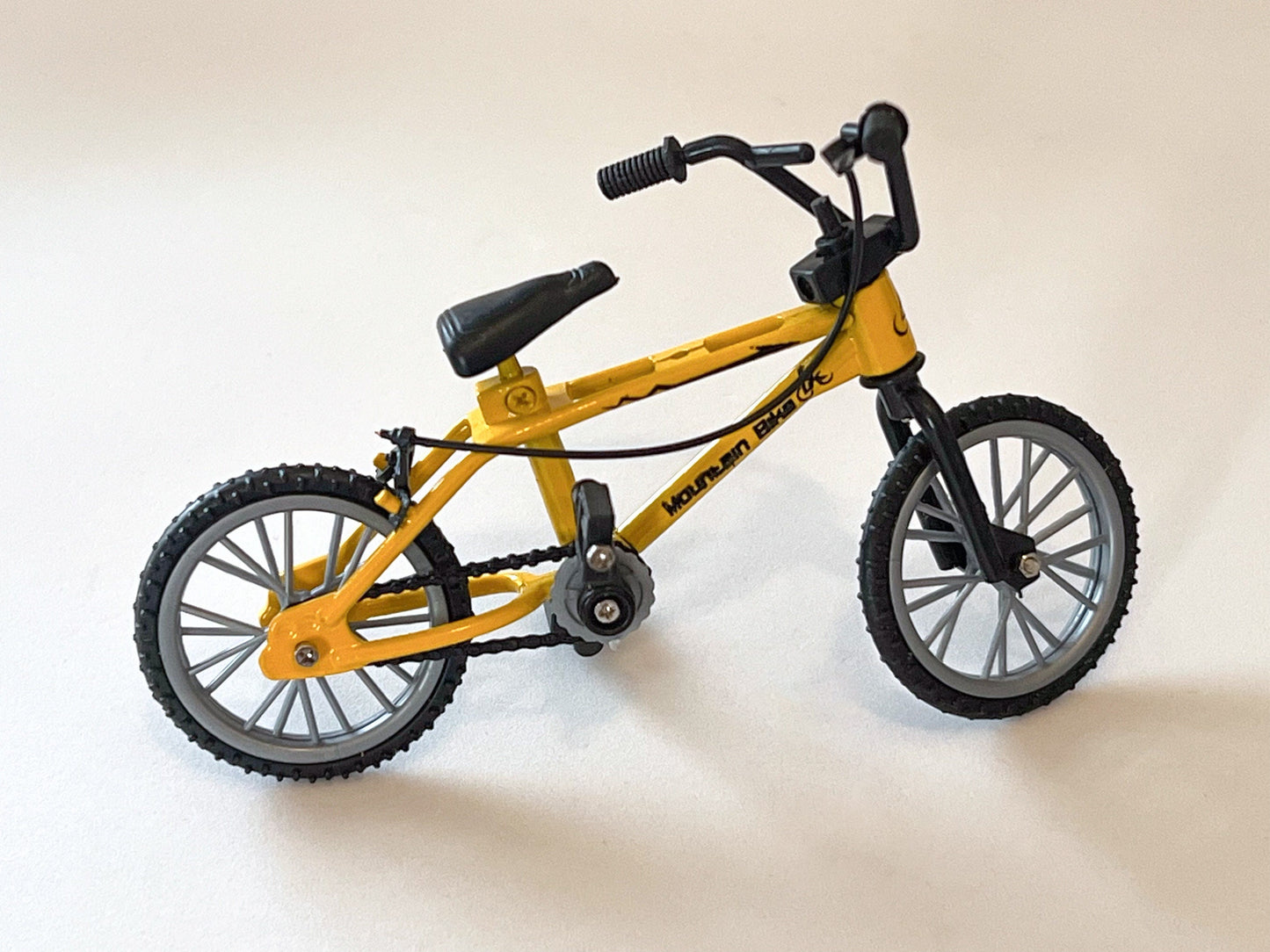 Miniature Mountain Bike 1:12 Scale – Dollhouse Decor | Metal Bicycle with Working Parts __etsy:5601317018