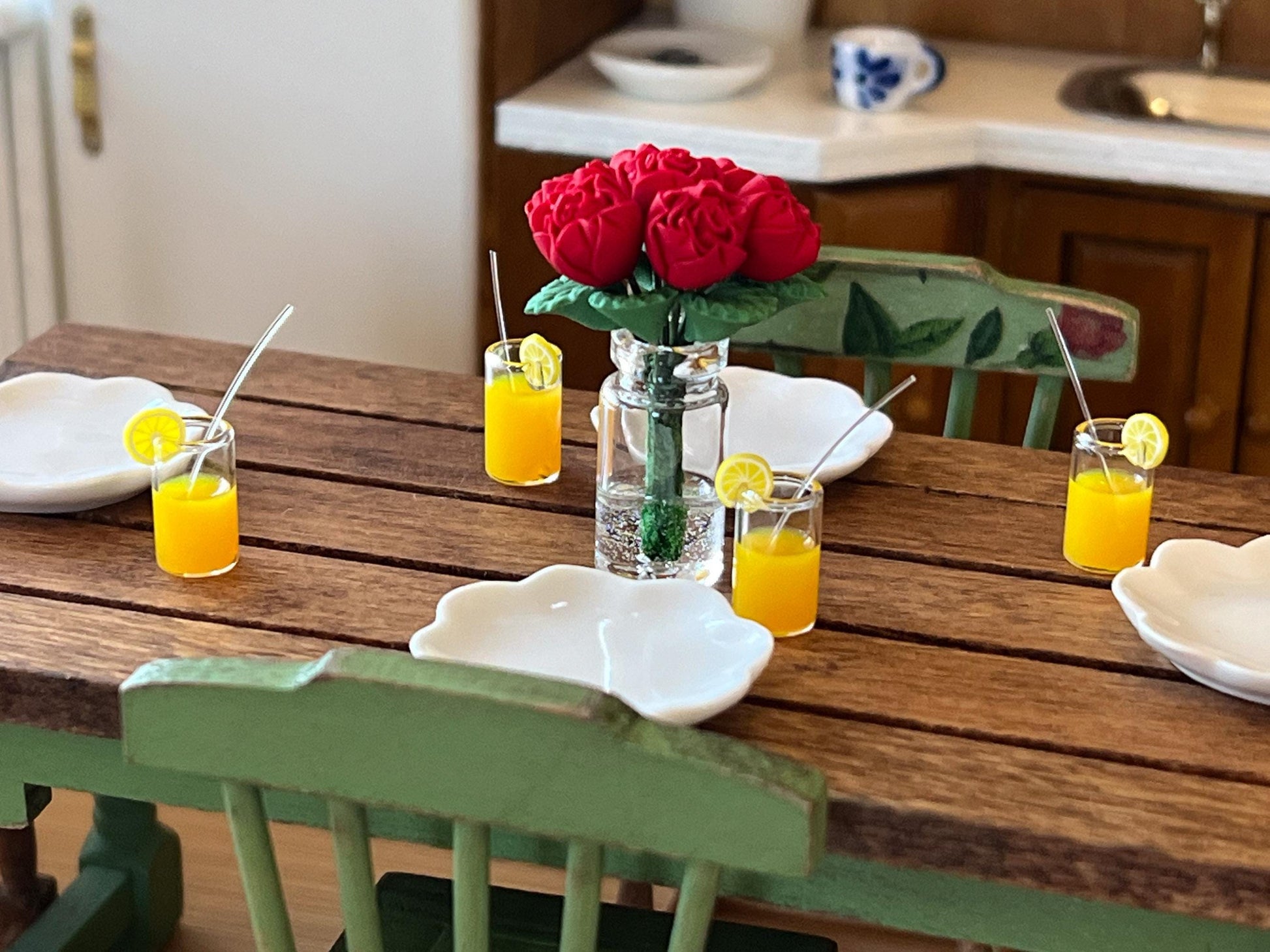 Miniature Orange Juice Glasses - 1:12 Scale 4- Piece Set - Dollhouse Kitchen Decor __etsy:6499534583