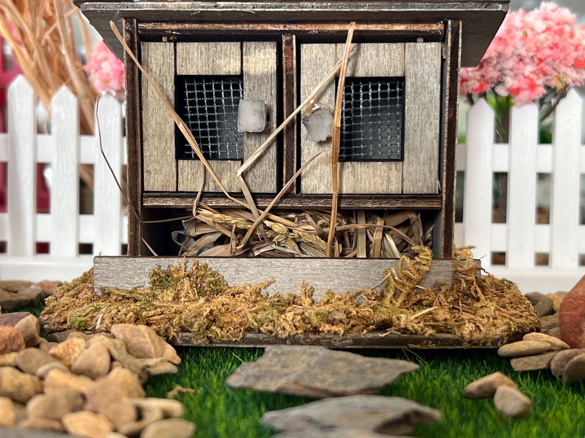 Miniature Rabbit Hutch - 1:12 Scale, Dollhouse Farmhouse Backyard Decor __etsy:5938769676