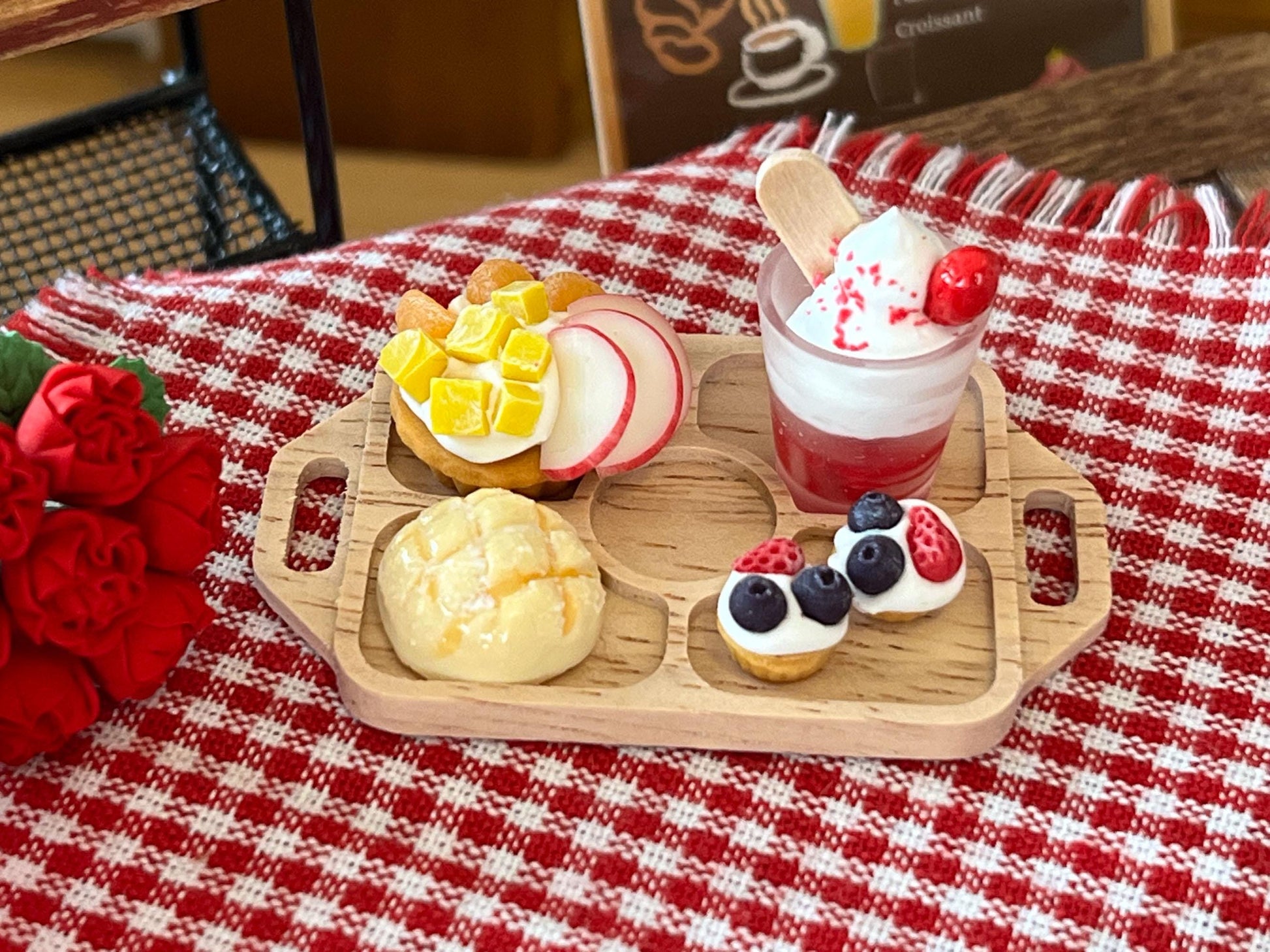 Miniature  1:12 Scale Dessert 5 PC Set – Milkshake, Pie, Bread & Cupcakes __etsy:6512606330