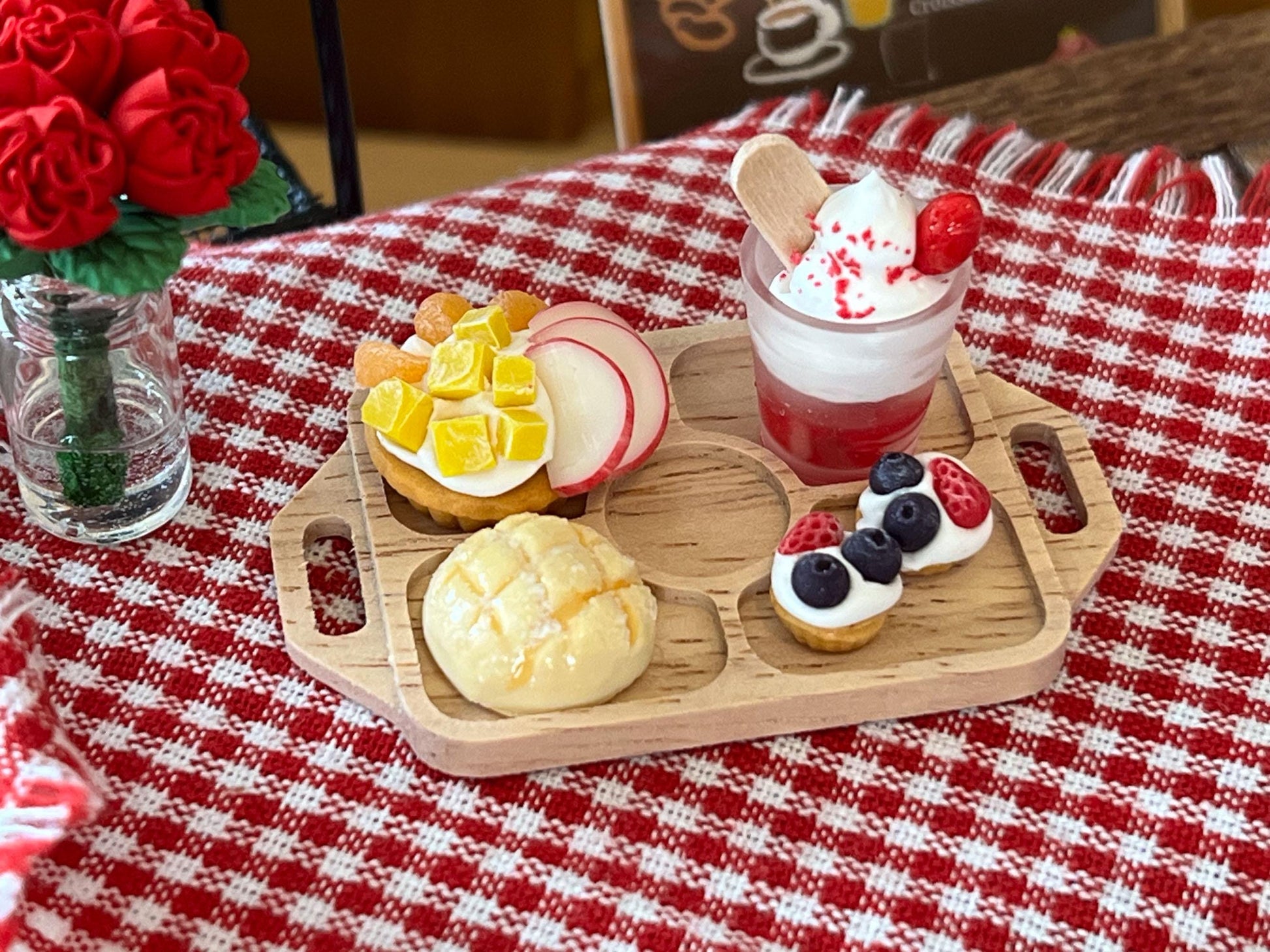 Miniature  1:12 Scale Dessert 5 PC Set – Milkshake, Pie, Bread & Cupcakes __etsy:6560739669