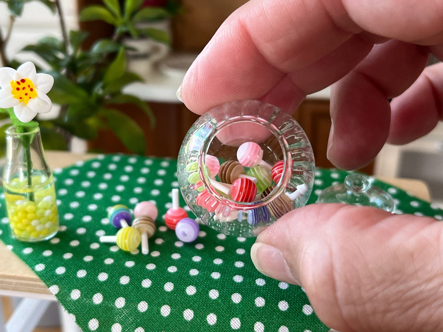 Miniature 1:12 Scale Glass Candy Jar with 20 Lollipops, Dollhouse Kitchen Decord __etsy:6382335751