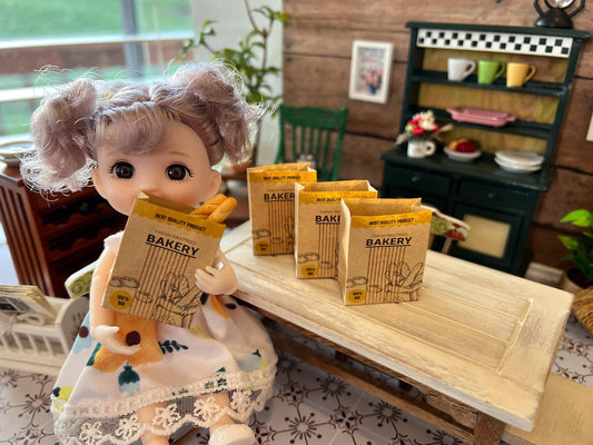 Miniature 1:12 Scale Supermarket Kraft Paper Bags – 4 PC with 3 French Bread Baguettes __etsy:6792044618