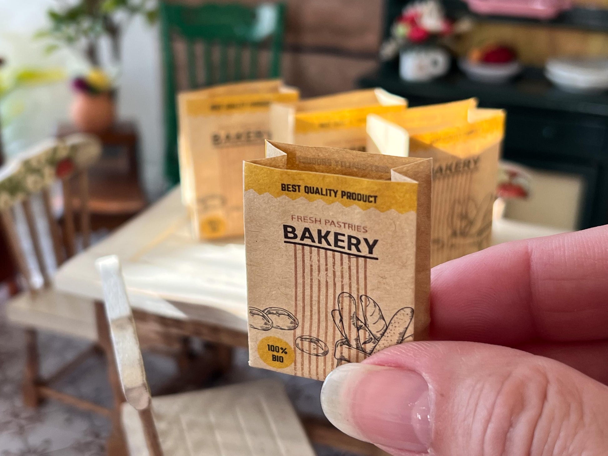 Miniature 1:12 Scale Supermarket Kraft Paper Bags – 4 PC with 3 French Bread Baguettes __etsy:6792044606