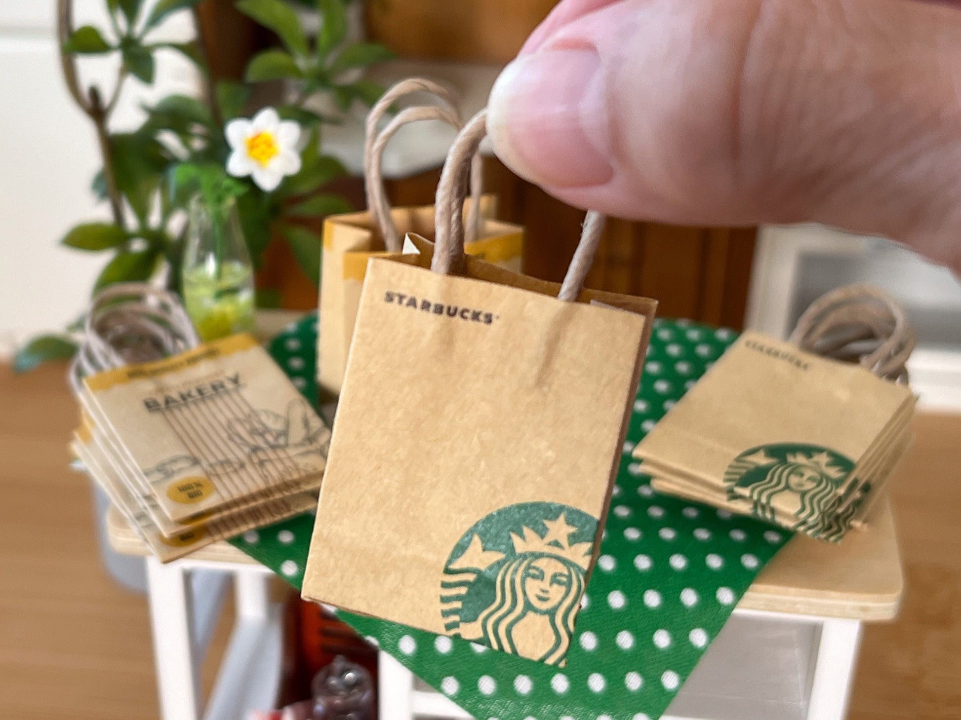Miniature 1:12 Scale Supermarket Kraft Paper Bags – Set of 4 | Coffee & Bakery Bags __etsy:6334614124