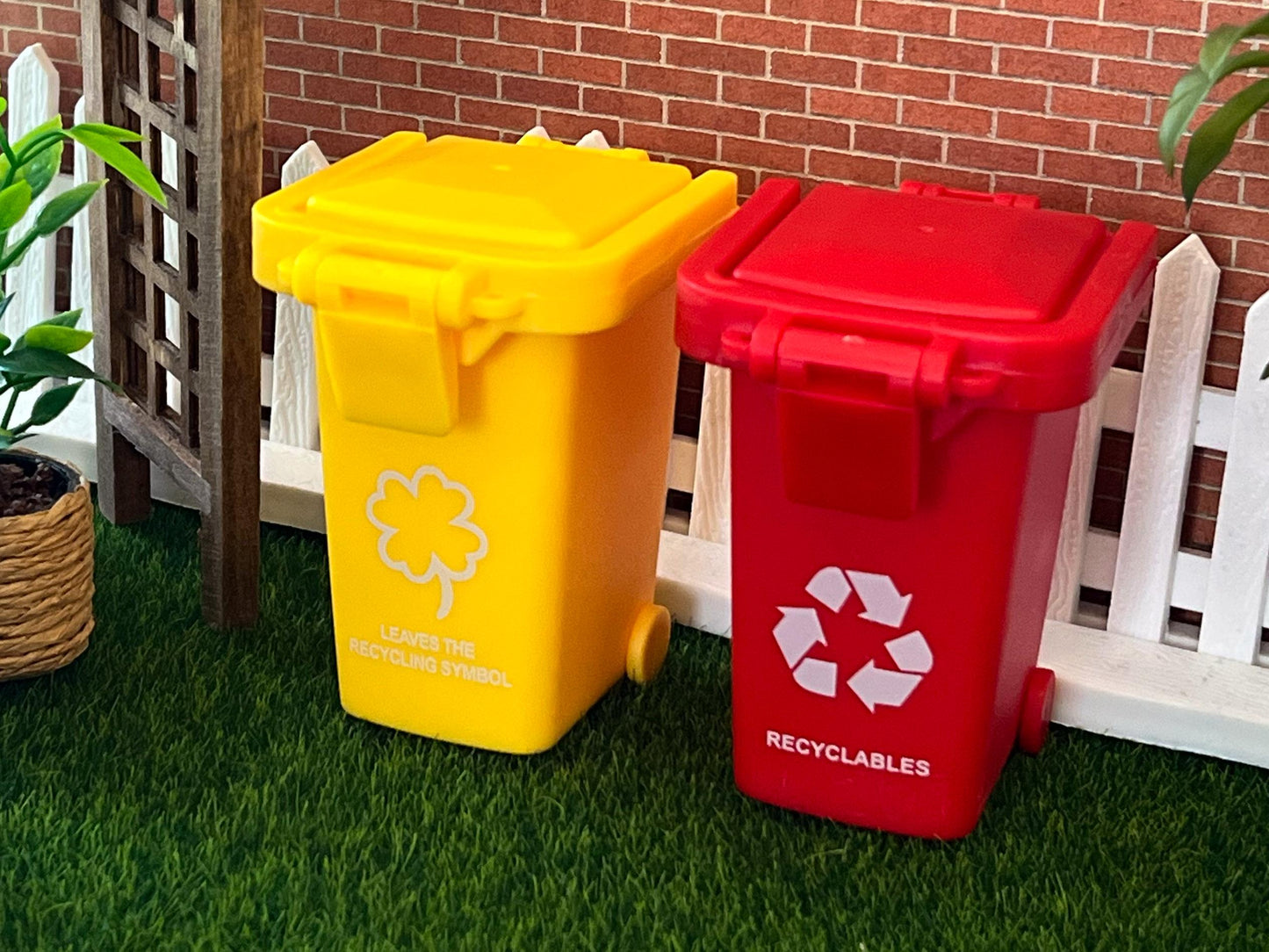 Miniature 1:12 Scale Trash Cans, Red or Yellow Bins with Lid & Rolling Wheels __etsy:7322064561