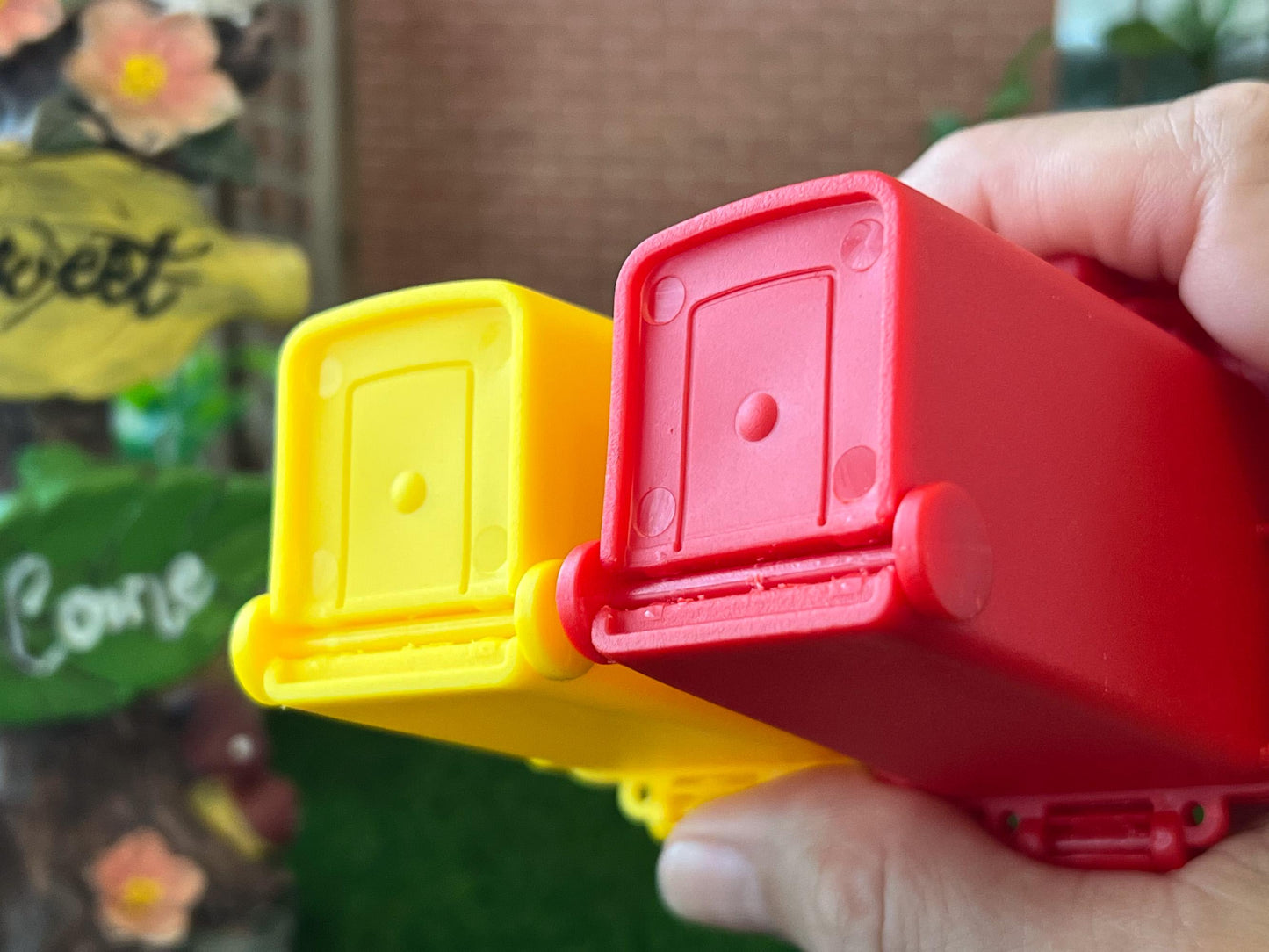 Miniature 1:12 Scale Trash Cans, Red or Yellow Bins with Lid & Rolling Wheels __etsy:7322028747