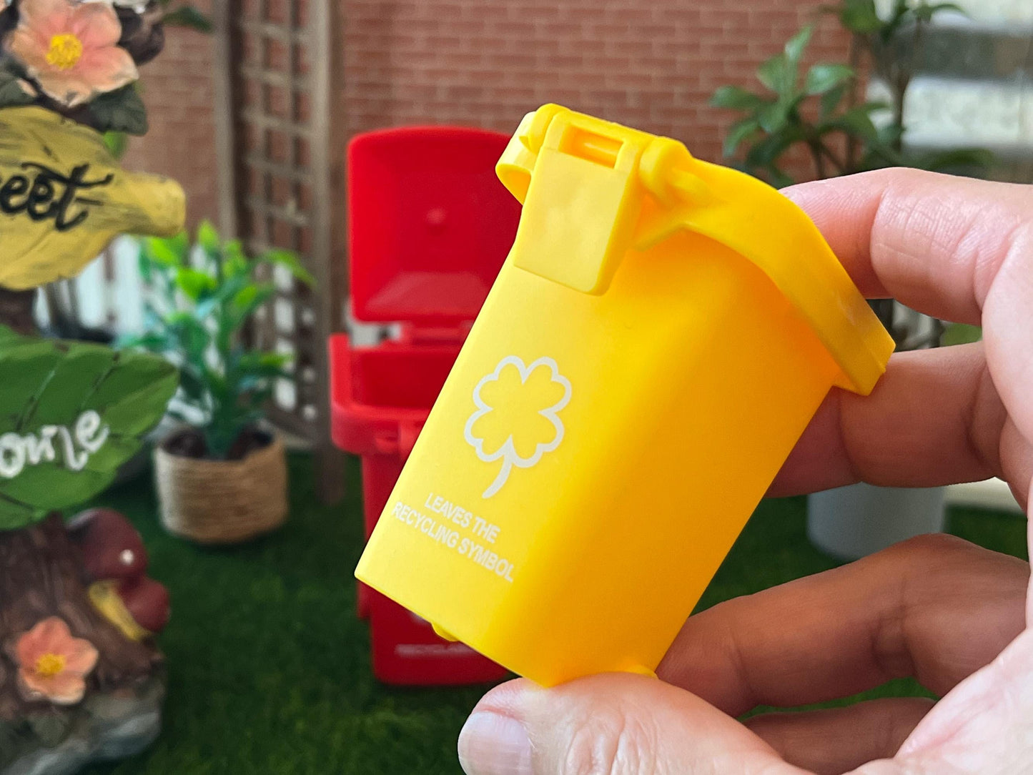 Miniature 1:12 Scale Trash Cans, Red or Yellow Bins with Lid & Rolling Wheels __etsy:7322028749