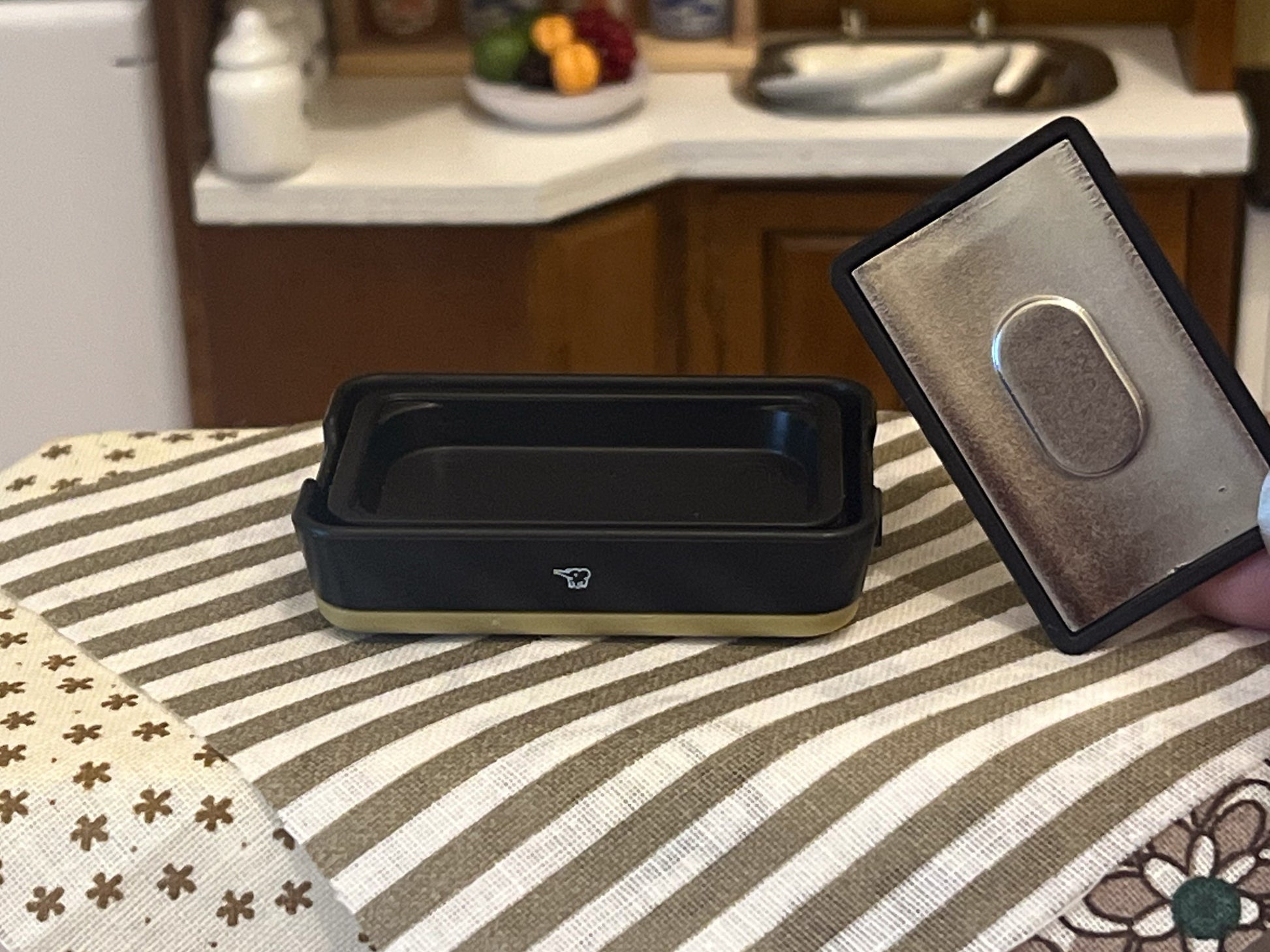 Miniature Stan by Zojirushi Griddle – 1:12 Scale Dollhouse Hot Plate with Opening Lid __etsy:5751635094