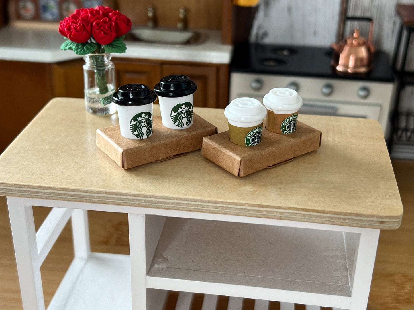 Stock your little home with this adorable 2 cup disposable coffee takeout carrier tray, this strong cup holder trays are perfect for carrying hot and cold drinks. __etsy:6059775479