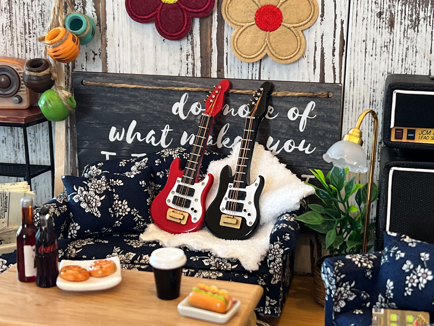 Miniature Stratocaster Guitar Replica 1:12 Scale - Dollhouse Music Room Accessory __etsy:5892149803