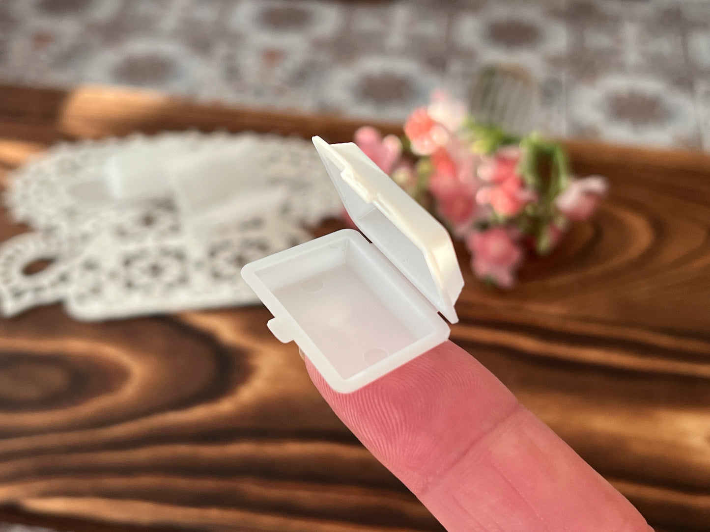 Miniature Take-Out Containers – 1:12 Scale Dollhouse Accessories – 4 PC Dollhouse Styrofoam Lookalike __etsy:6109286907