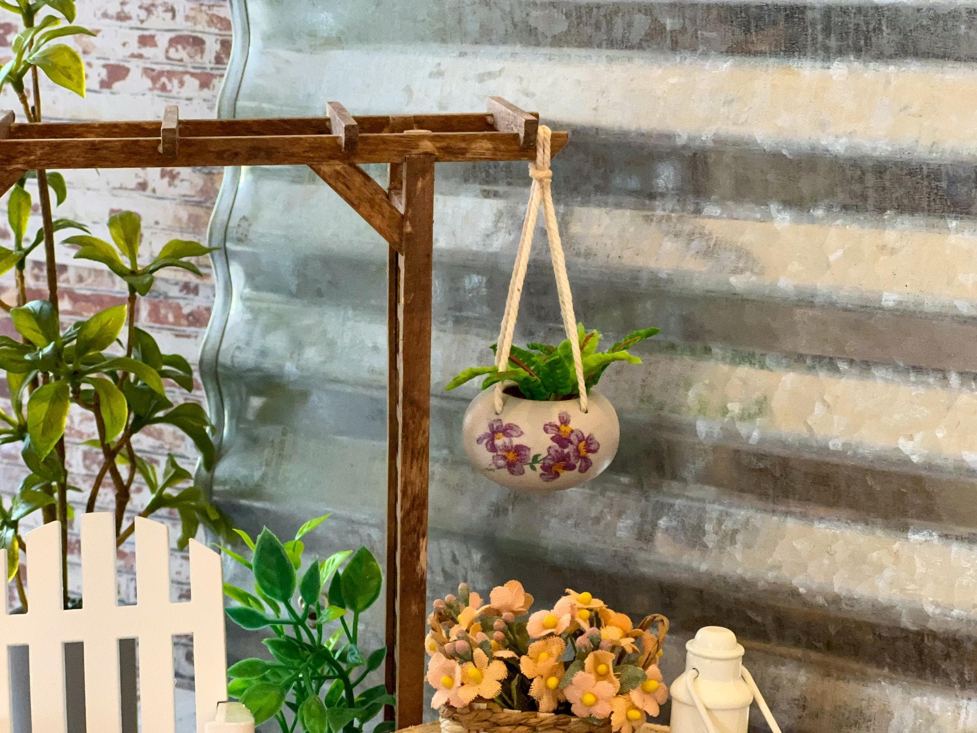 Miniature Terracotta Hanging Planter with Fern – 1:12 Scale - Dollhouse Outdoor Indoor Decor __etsy:7658603492