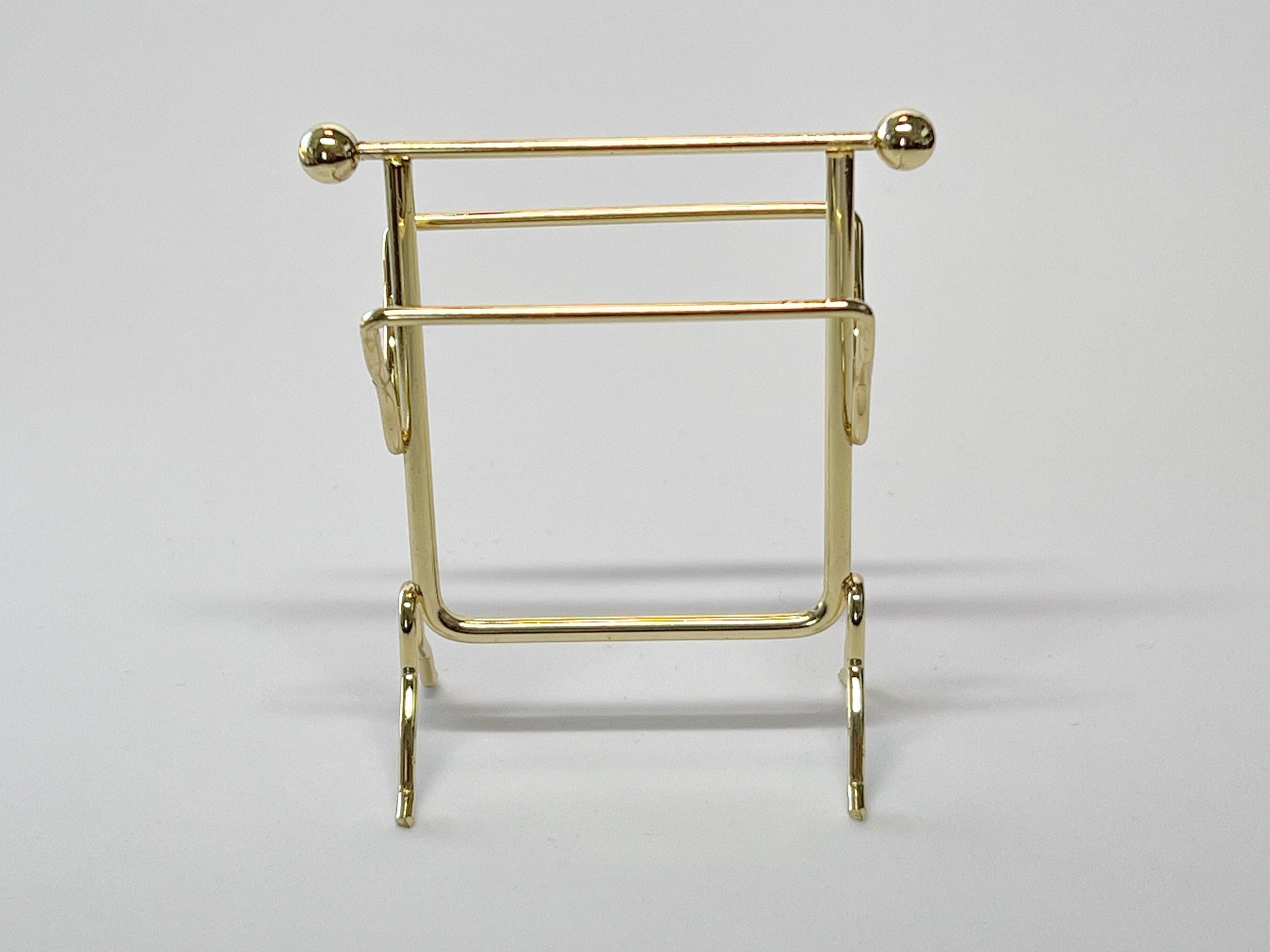Miniature Towel Rack – 1:12 Scale Dollhouse Bathroom Decor | Brass Metal Freestanding __etsy:5548539697