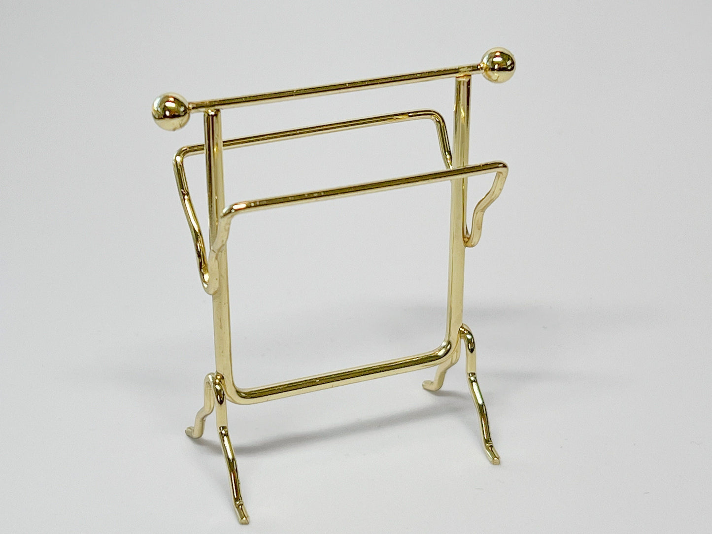 Miniature Towel Rack – 1:12 Scale Dollhouse Bathroom Decor | Brass Metal Freestanding __etsy:5548539705