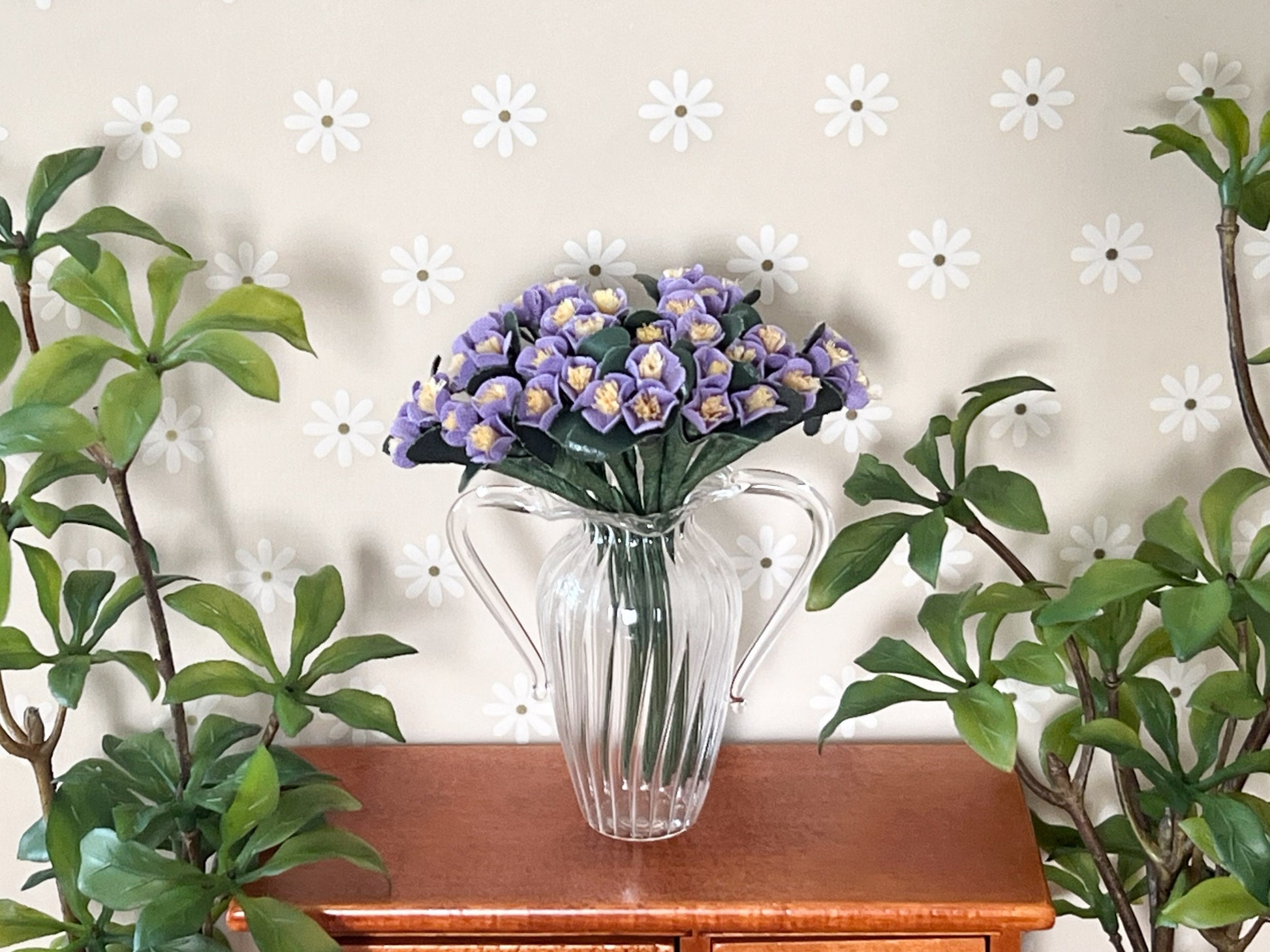 Miniature Transparent Glass Flower Vase, 1:6 Scale – Dollhouse Decor __etsy:6339436627