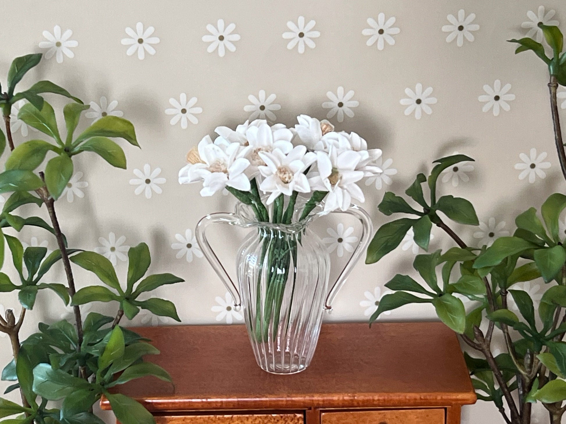 Miniature Transparent Glass Flower Vase, 1:6 Scale – Dollhouse Decor __etsy:6291379456