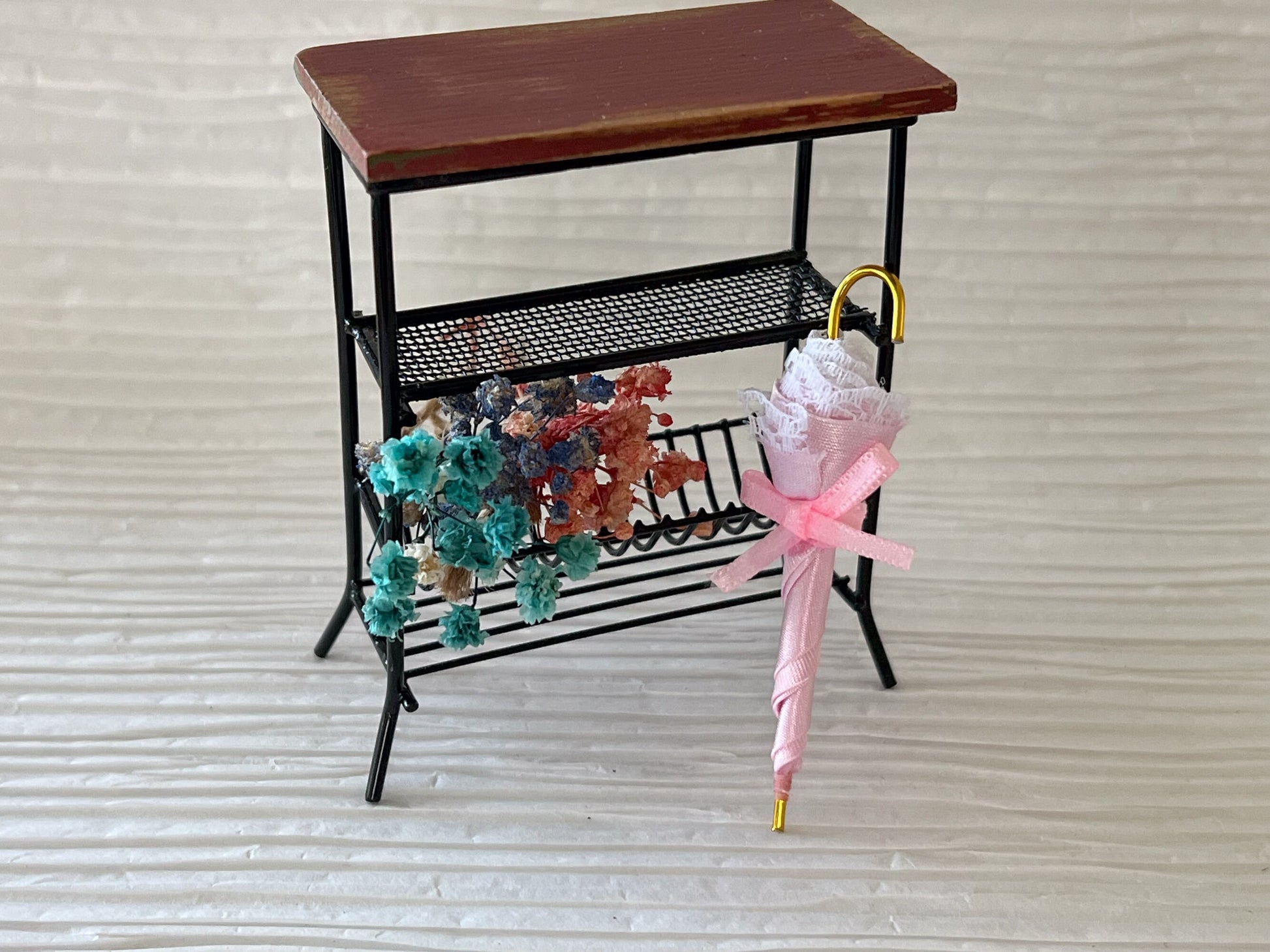 Miniature Victorian Parasol - 1:12 Fabric, Dollhouse Umbrella with Lace, and Satin Bow __etsy:6076582527