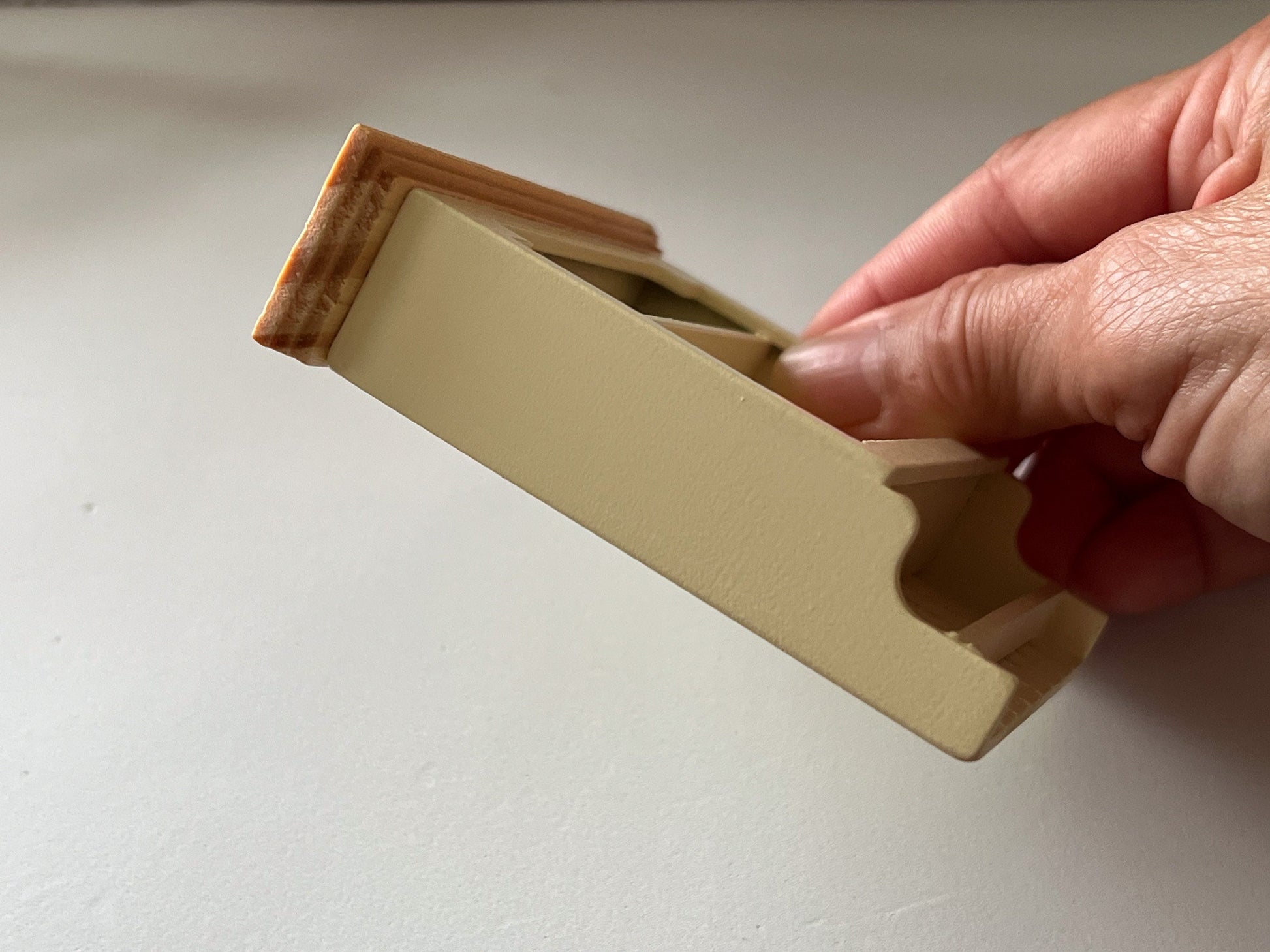 Miniature Wall Hanging Shelf – 1:12 Scale - Dollhouse Country Kitchen Storage & Display __etsy:5820669397