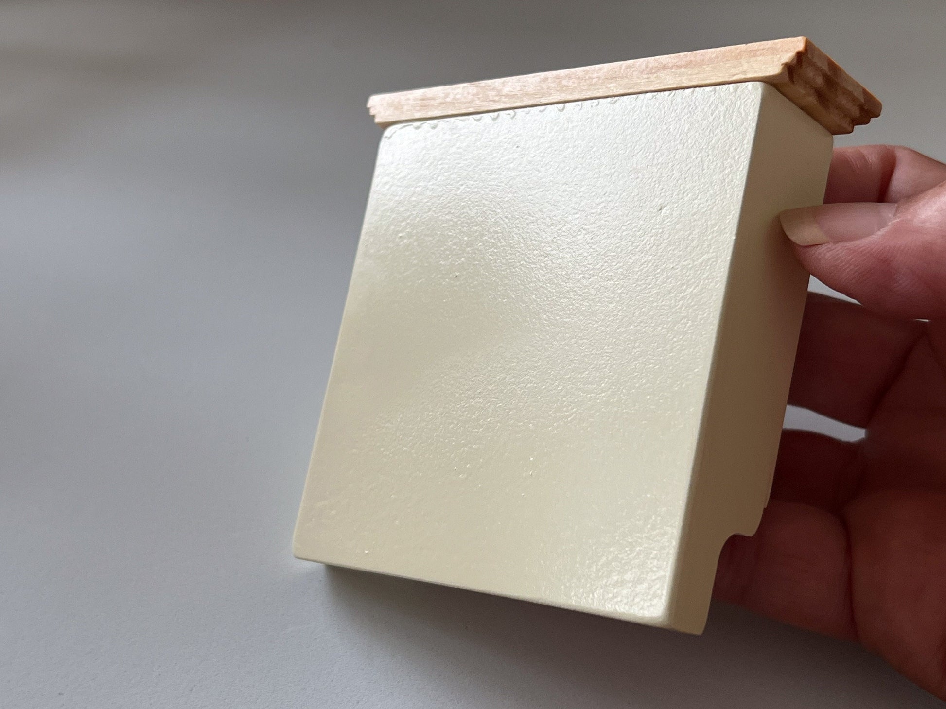 Miniature Wall Hanging Shelf – 1:12 Scale - Dollhouse Country Kitchen Storage & Display __etsy:5772607230