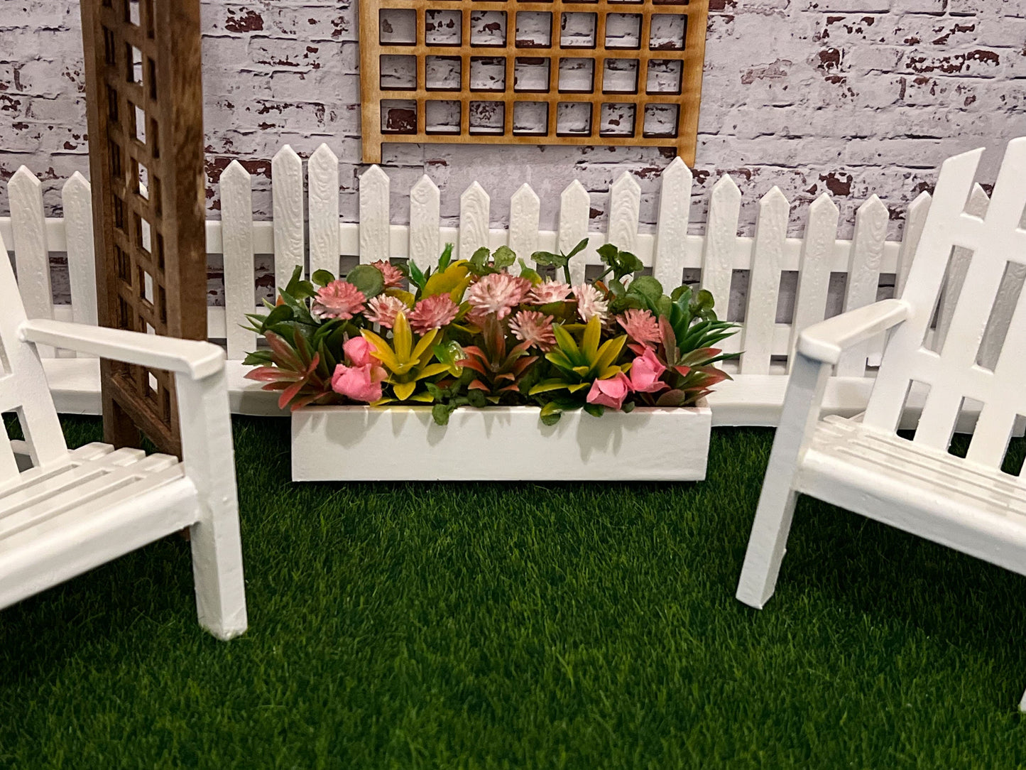 Miniature White Planter Box with Flowers | 1:12 Scale | Dollhouse Wooden Flower Box __etsy:5659299700