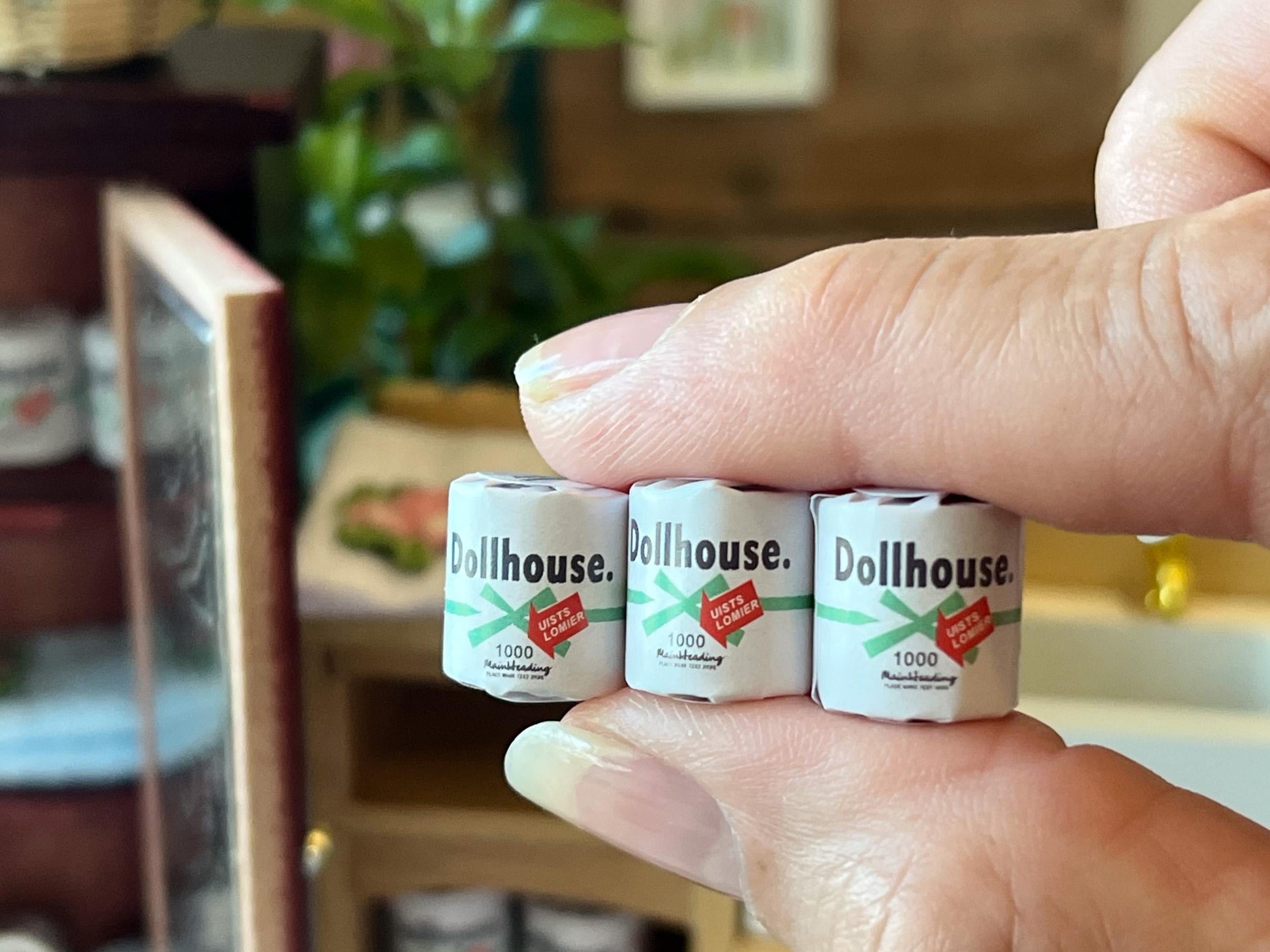Miniature White Toilet Paper Rolls 3PC – 1:12 Scale – Dollhouse Bathroom Decor __etsy:6849697807
