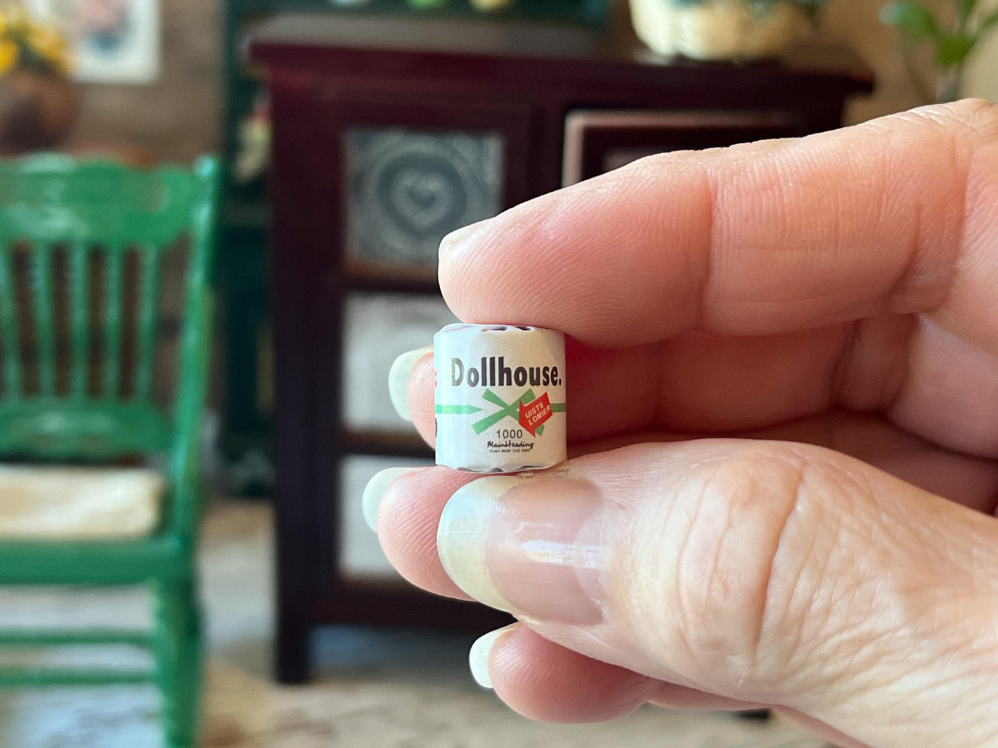 Miniature White Toilet Paper Rolls 3PC – 1:12 Scale – Dollhouse Bathroom Decor __etsy:6849090325