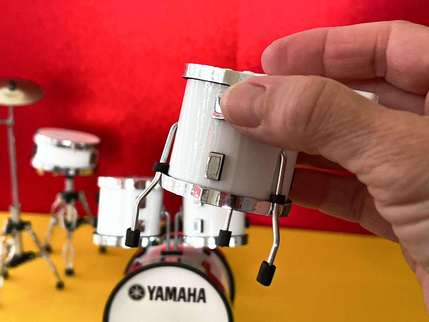 Miniature White YAMAHA Drum Set 1:12 Scale - Dollhouse Music Instruments __etsy:7252329208