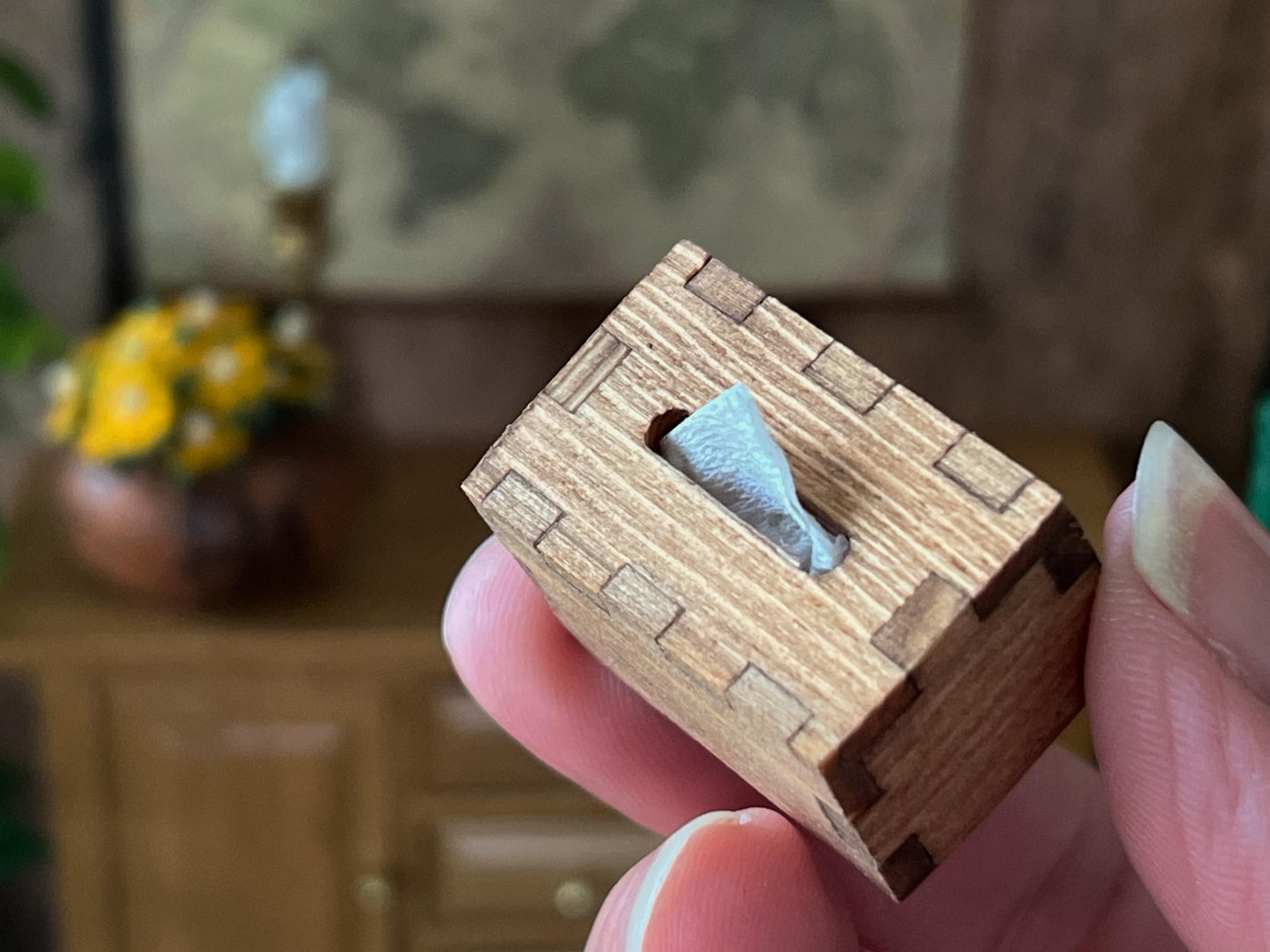 Miniature Wooden Tissue Box with Paper – 1:12 Scale Dollhouse Bathroom or Bedroom Accessory __etsy:7025296517