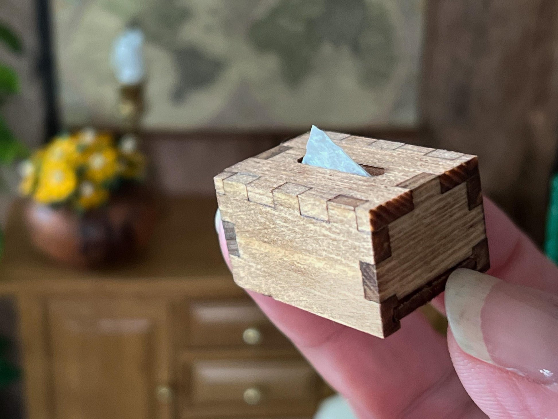 Miniature Wooden Tissue Box with Paper – 1:12 Scale Dollhouse Bathroom or Bedroom Accessory __etsy:6977314074