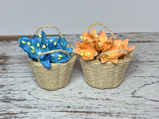Miniature Woven Basket 1 :12 Scale - Dollhouse Basket with Paper Lily Flowers __etsy:5562265764