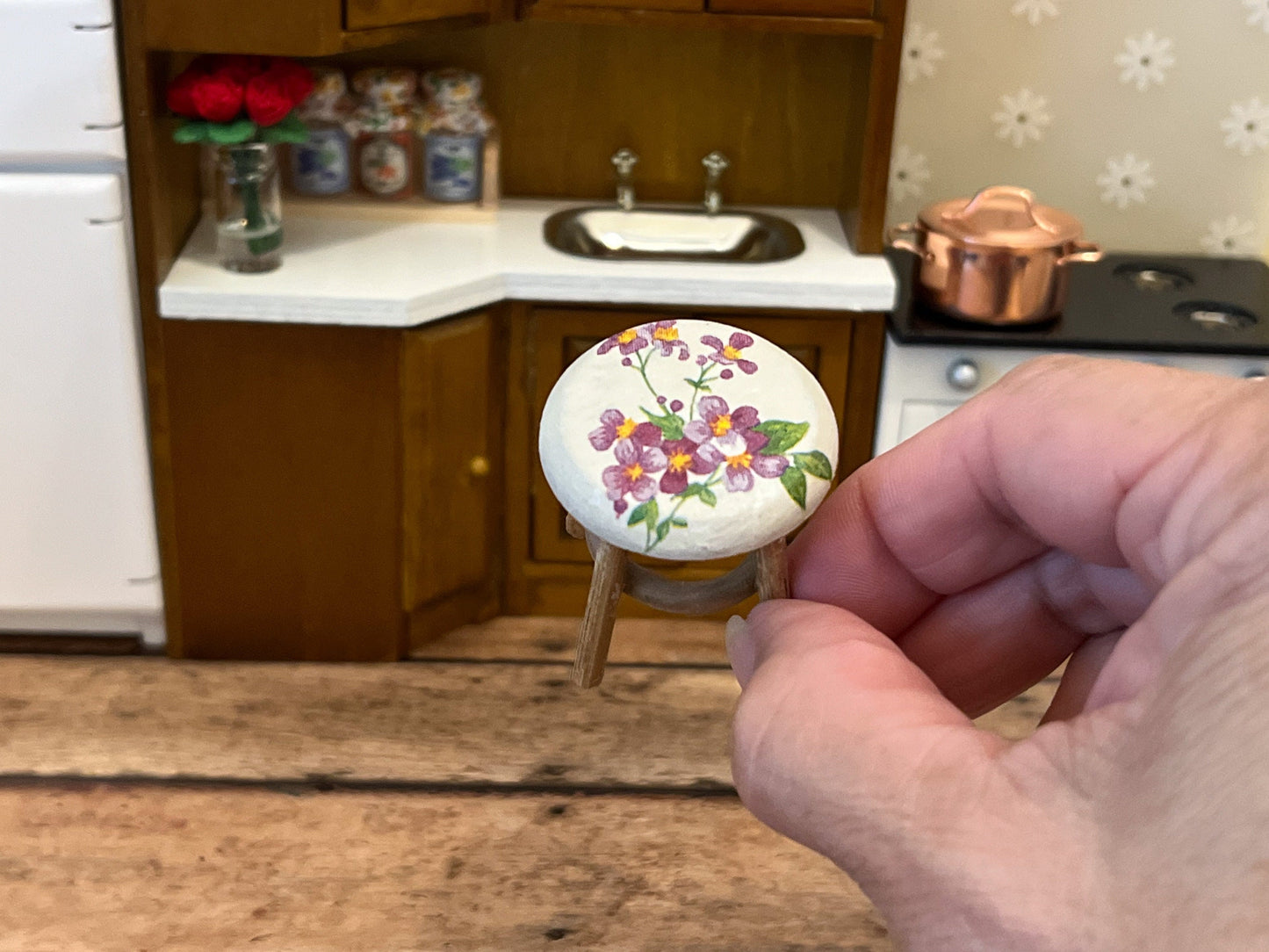 Miniature Round Stepping Stool – 1:12  Handcrafted Dollhouse Furniture __etsy:5719296627