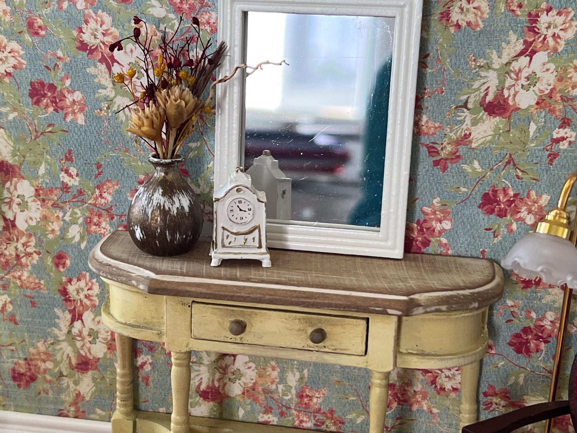 Miniature White Tabletop Clock with Gold Edging, 1:12 Scale Desk, Mantle Clock for Dollhouse __etsy:6067554331