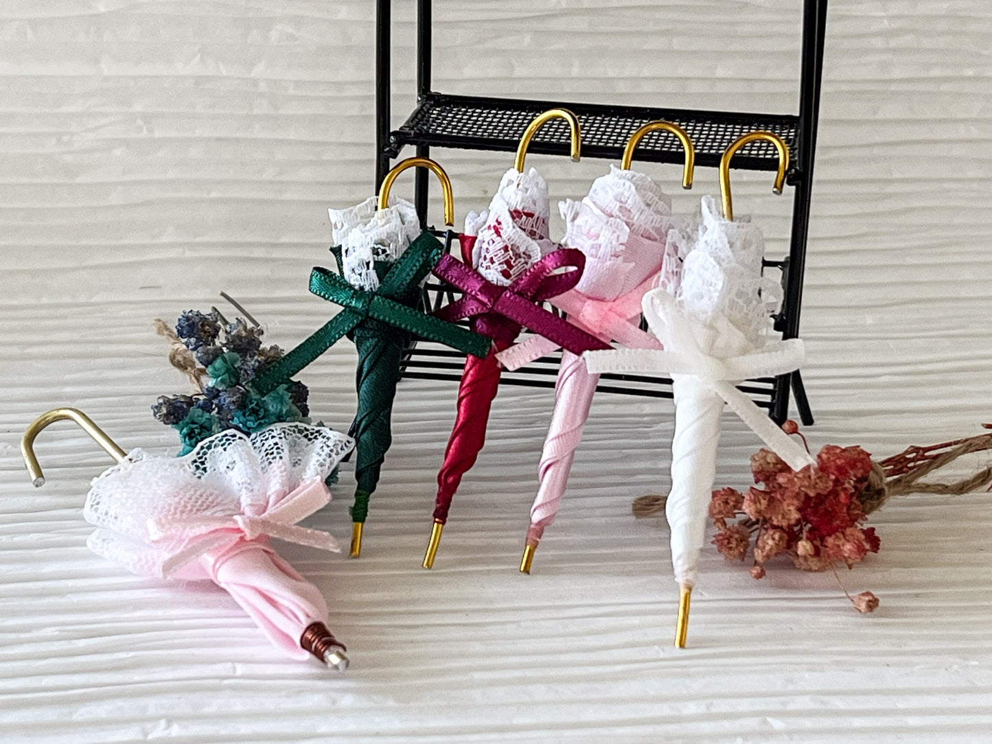 Miniature Victorian Parasol, 1:12 Scale, Dollhouse Umbrella __etsy:6076582381