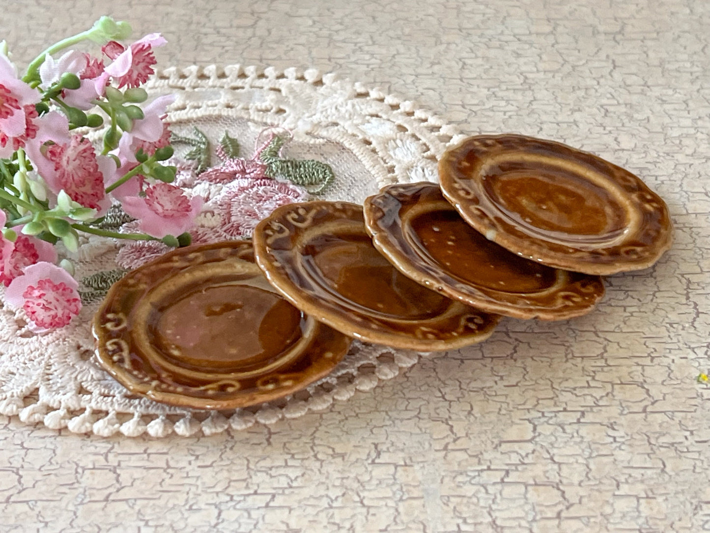 Dollhouse Miniature Round Brown-Beige Dinner Plate Set – 1:6 Scale Dollhouse Ceramic Tableware (Set of 4) Dollhouse Table Decor __etsy:6283842275