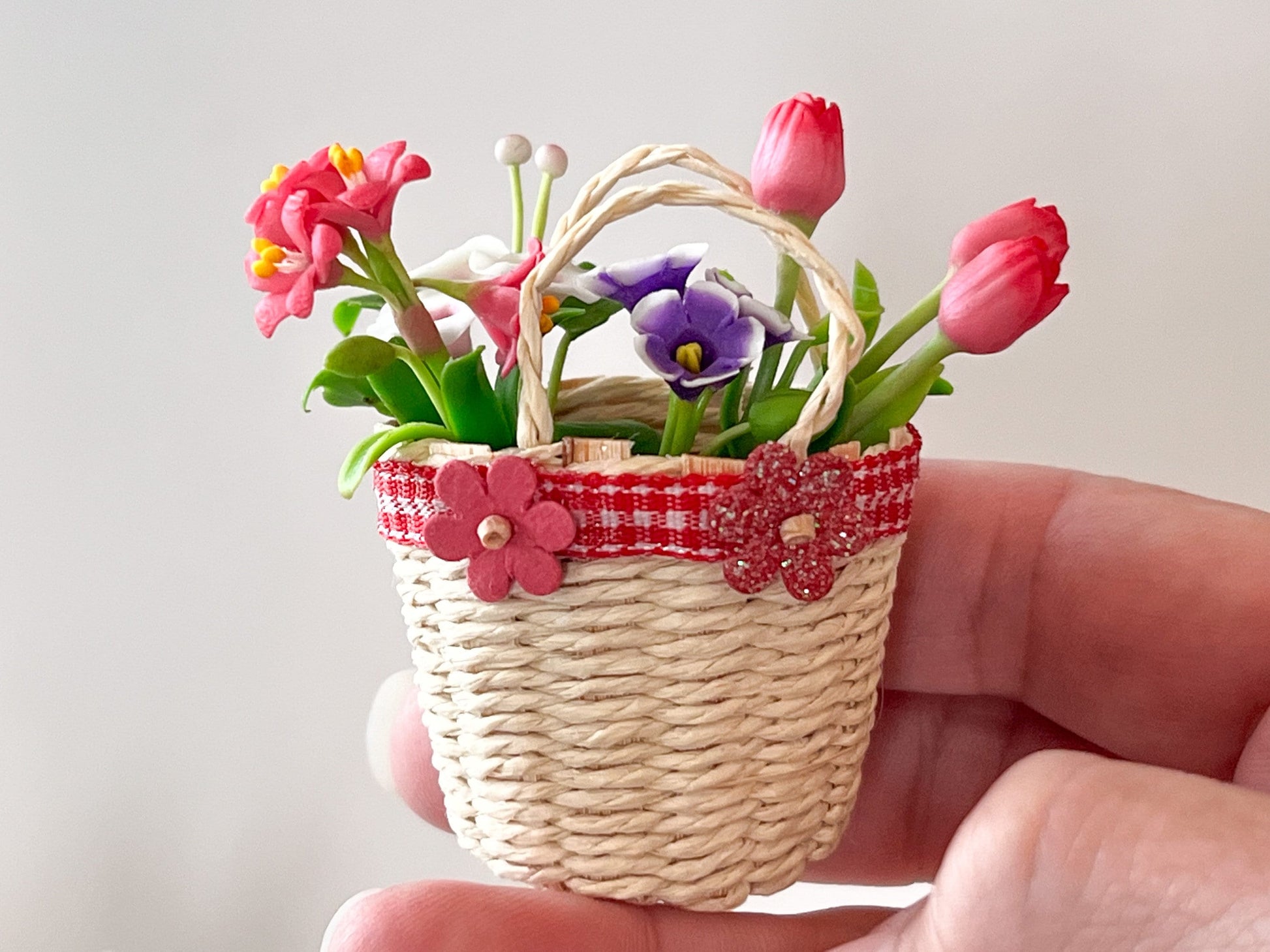Dollhouse Miniature Wicker Basket with Polymer Clay Flowers, 1:6 Scale Dollhouse Decor, Dollhouse Easter Basket, Easter Basket __etsy:6319165201