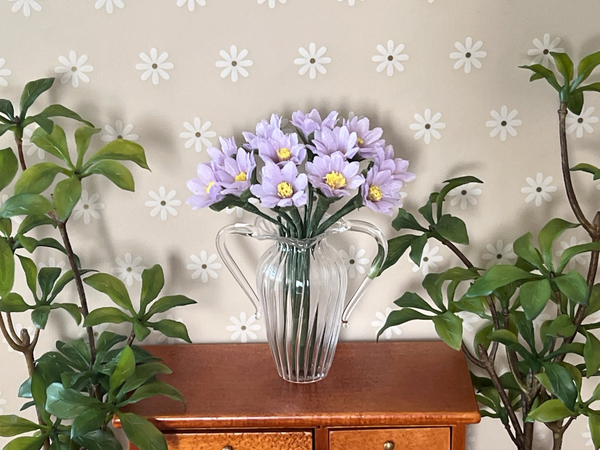 Miniature Transparent Glass Flower Vase, 1:6 Scale – Dollhouse Decor __etsy:6339436697