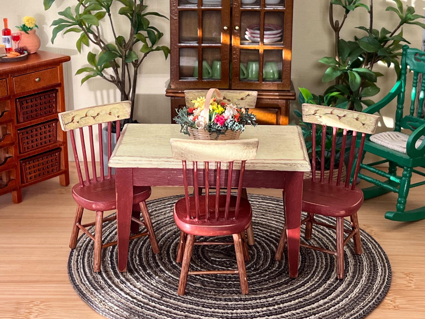 Dollhouse Dining Set – Distressed Painted Table & Chairs, 1:12 Scale __etsy:6661655799