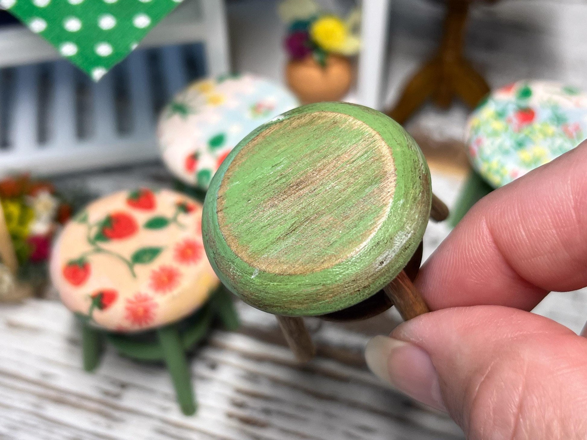 Miniature Round Stepping Stool – 1:12 Scale - Handcrafted Dollhouse Furniture __etsy:6735523749
