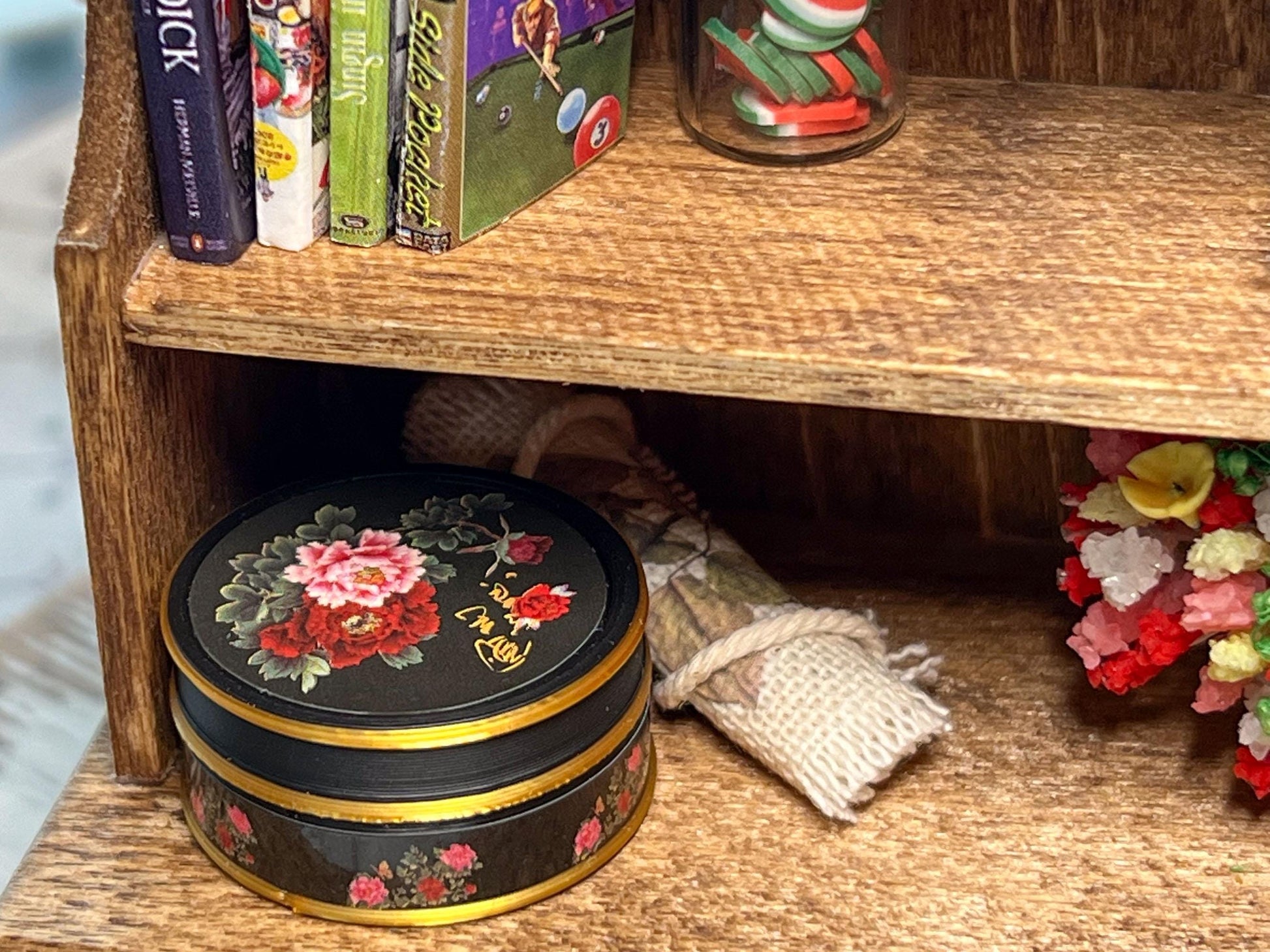 Dollhouse Miniature Sewing Kit – 1:12 Scale Dollhouse Accessory | Vintage Box with Thread, Buttons & Needles __etsy:6812948690
