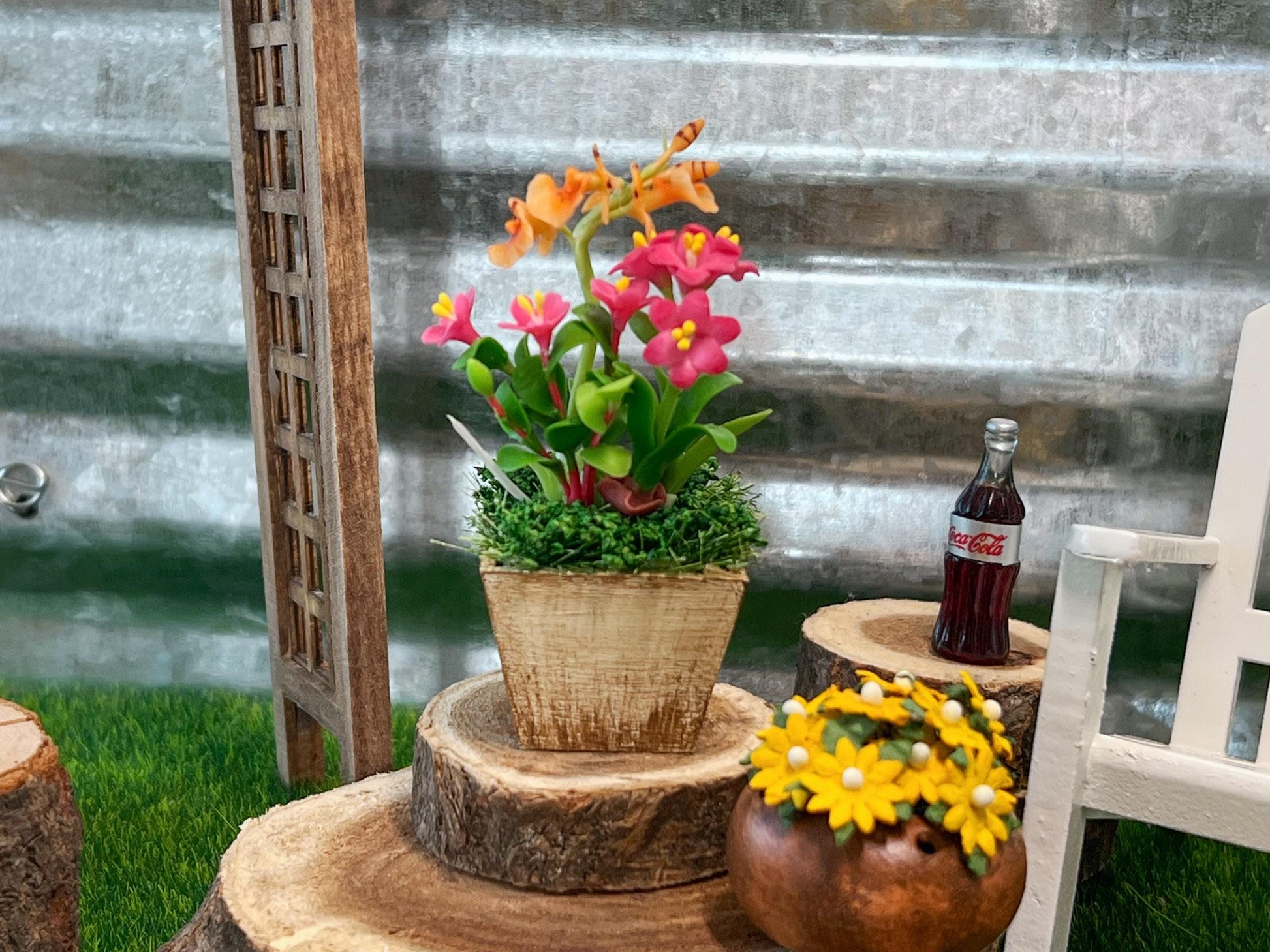 Miniature Wooden Planter with Clay Flowers, 1:12 Scale – Dollhouse Patio and Table Decor __etsy:7116433820